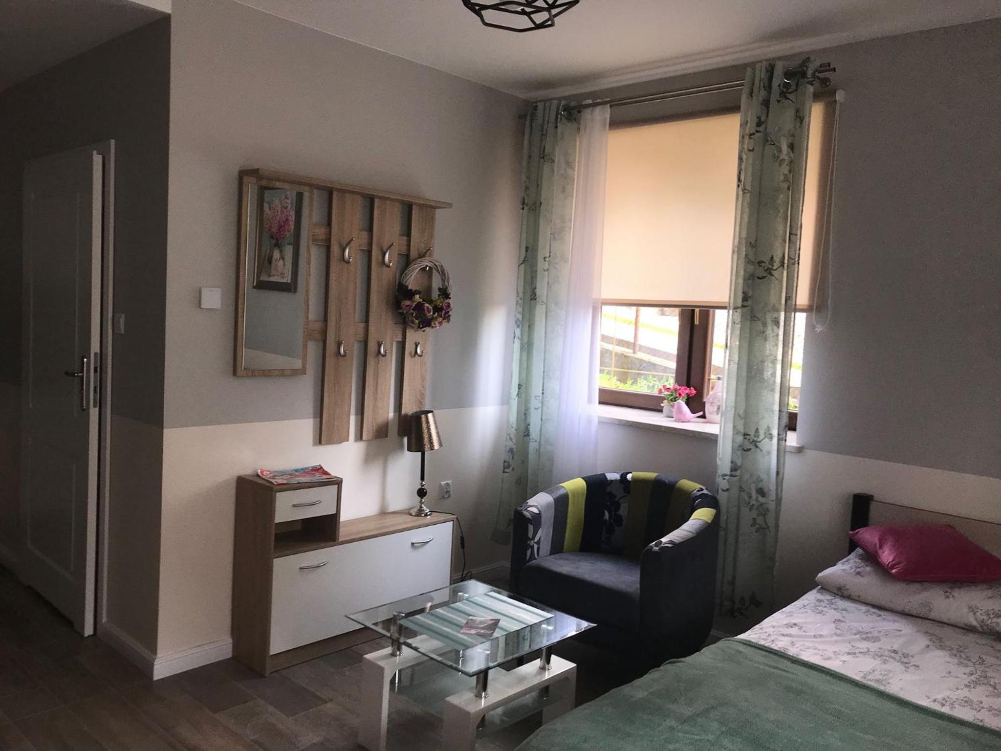 Deluxe Studio Apartment - Photo 3