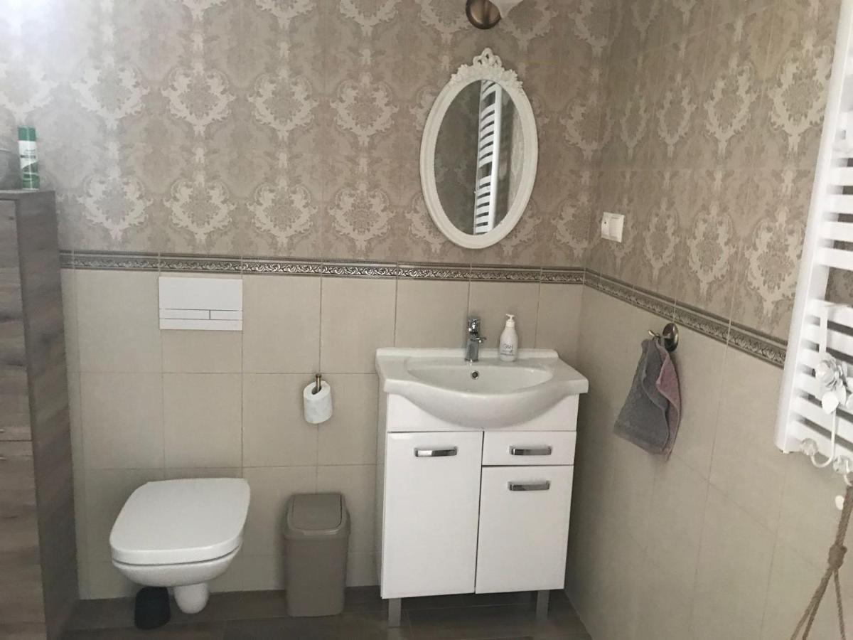 Deluxe Studio Apartment - Photo 4