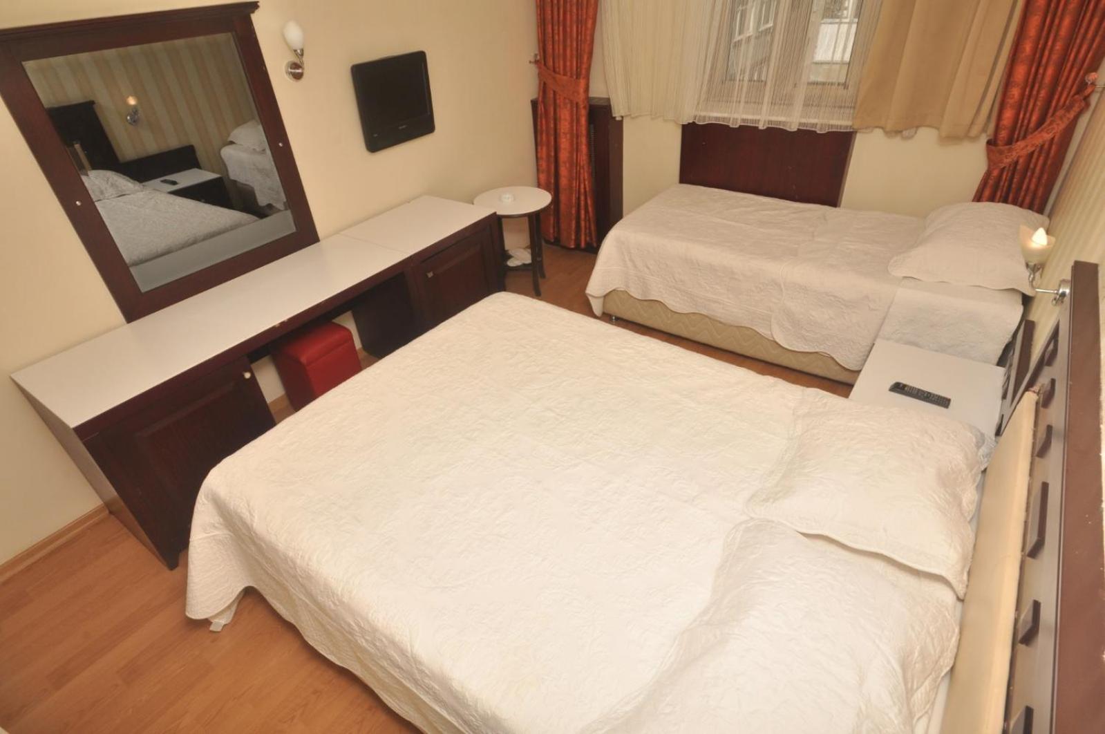 Standard Twin Room photo 3