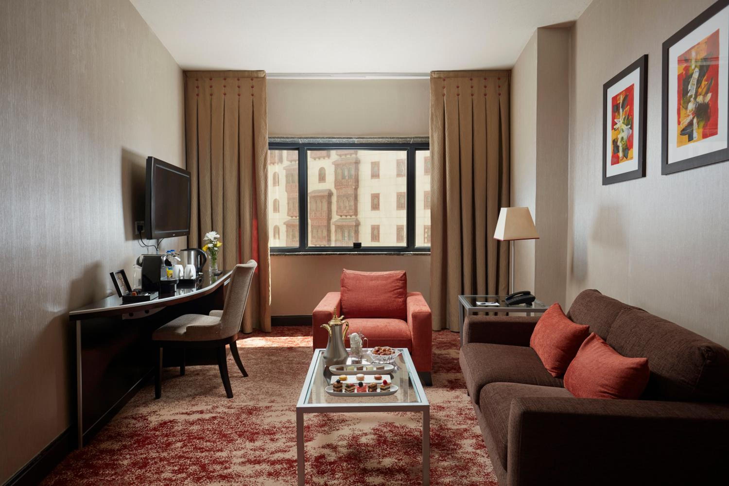 Junior Suite with Twin Bed