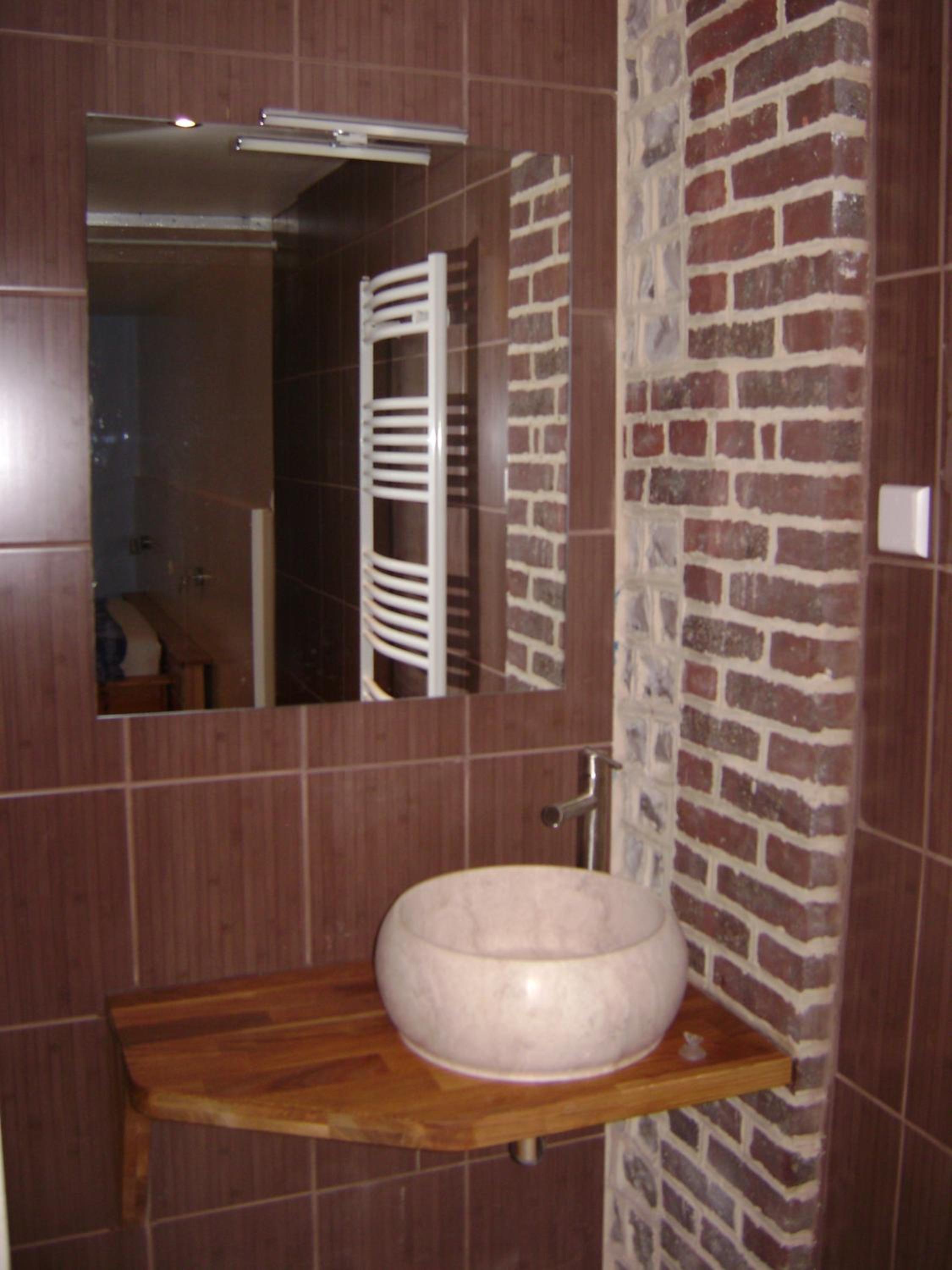Double Room with Spa Bath photo 2