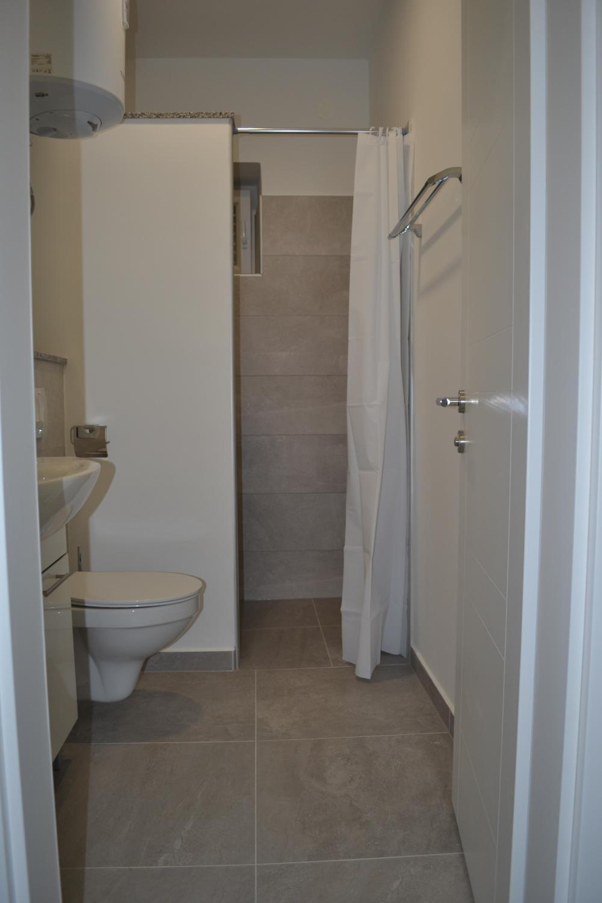 Double Room with Private Bathroom photo 2