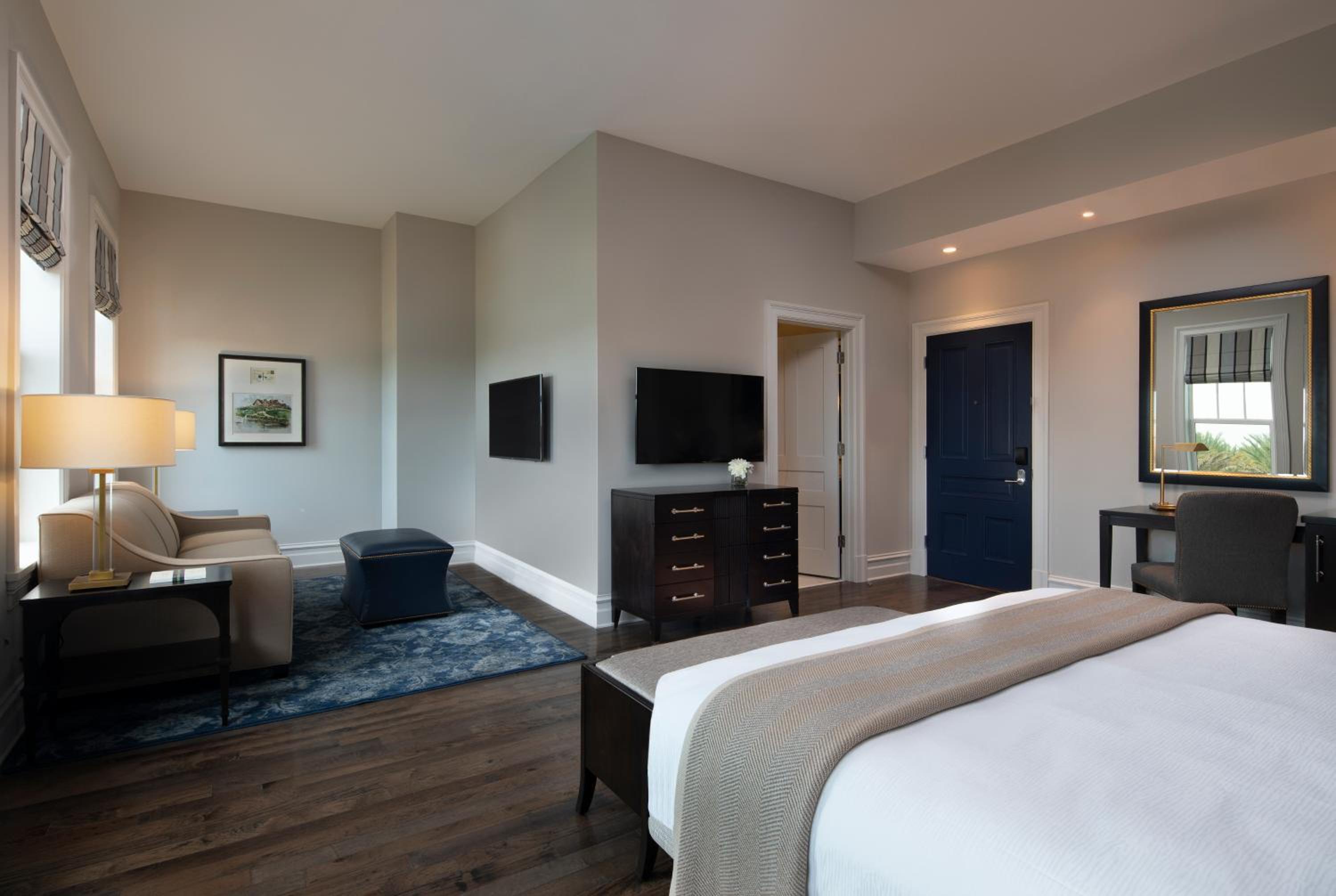 Junior King Suite Classic View photo 2