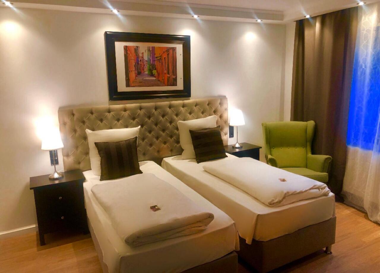 Double or Twin Room photo 1