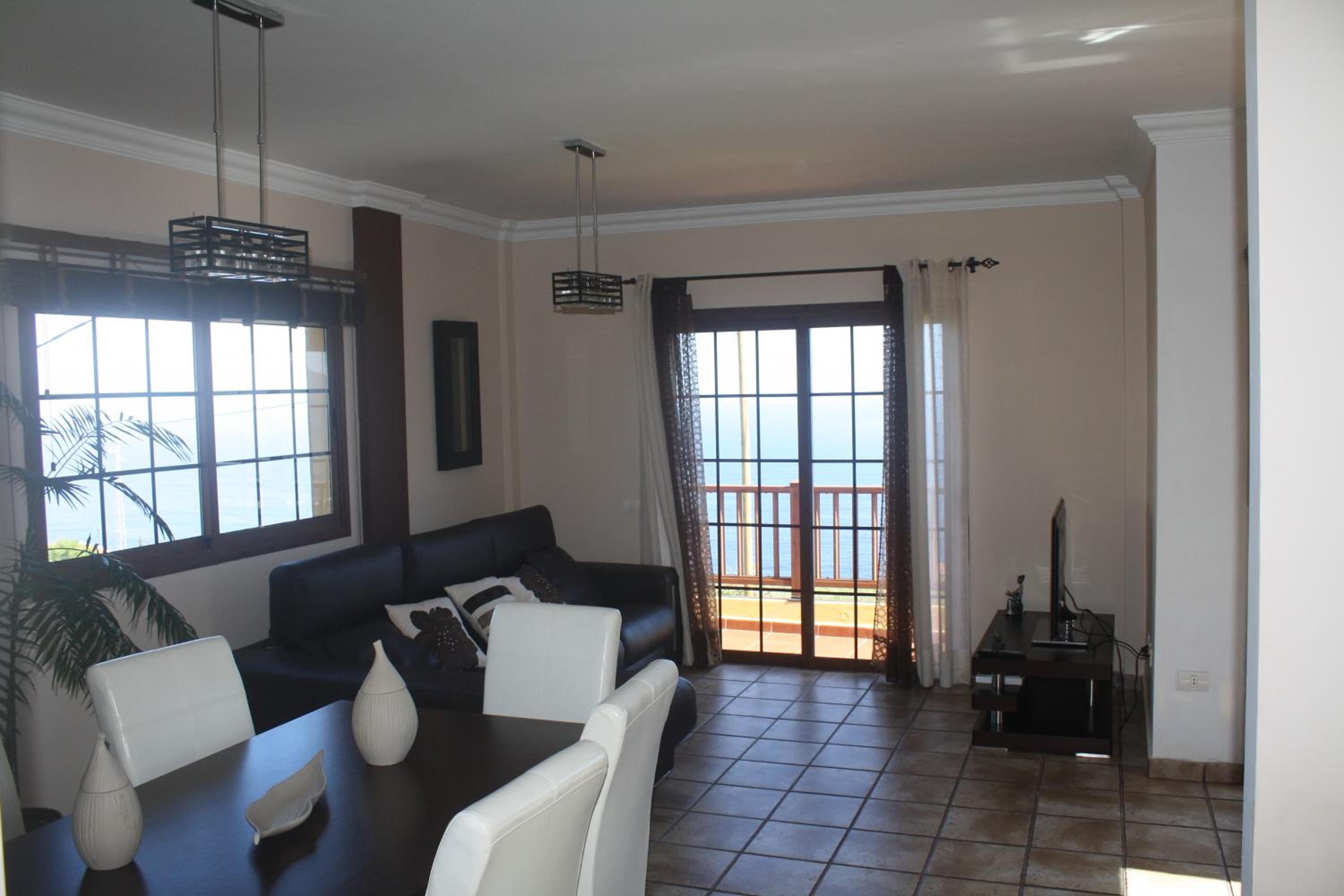 Two-Bedroom House photo 2