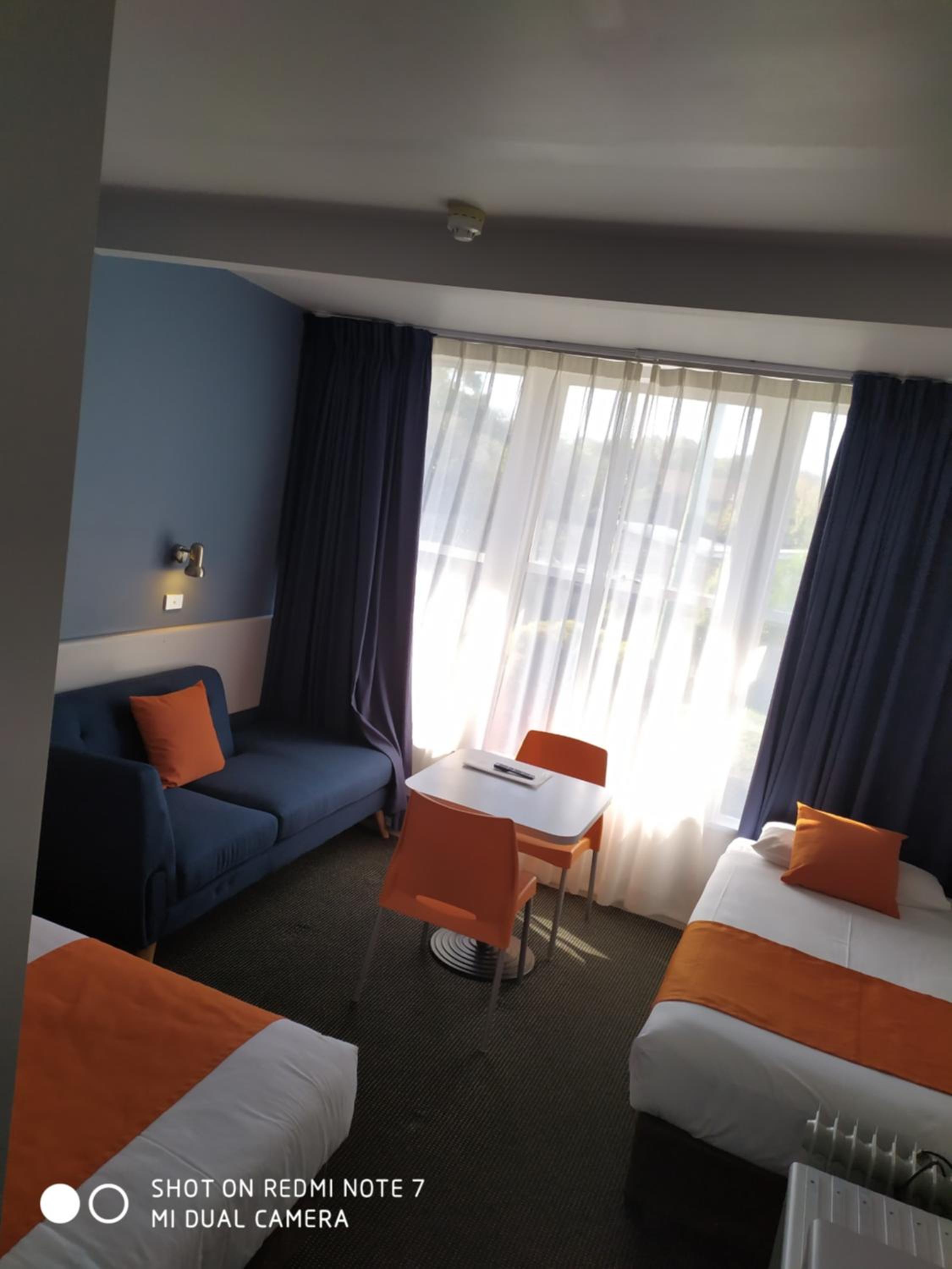 Superior Twin Room - Photo 10