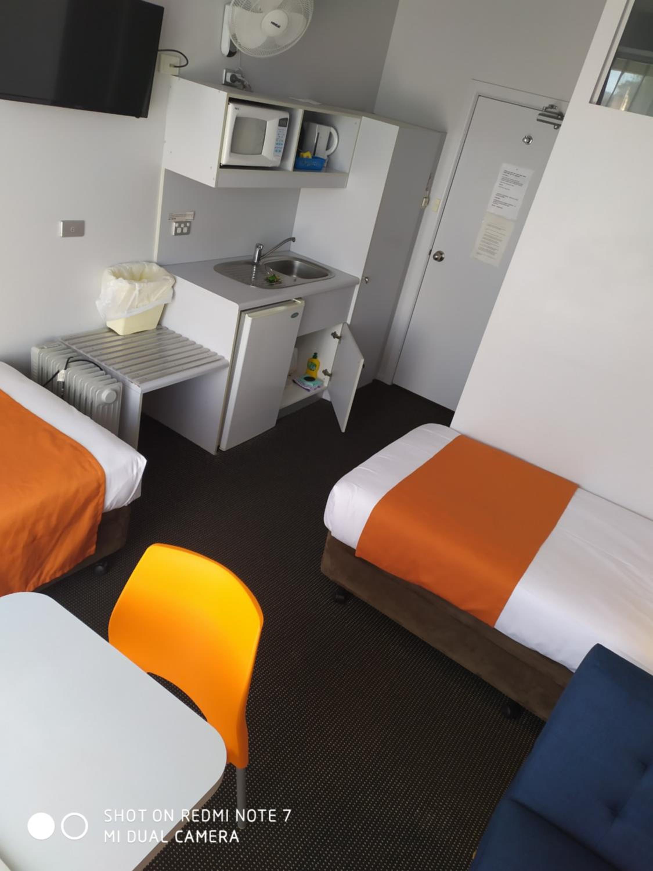 Superior Twin Room - Photo 11