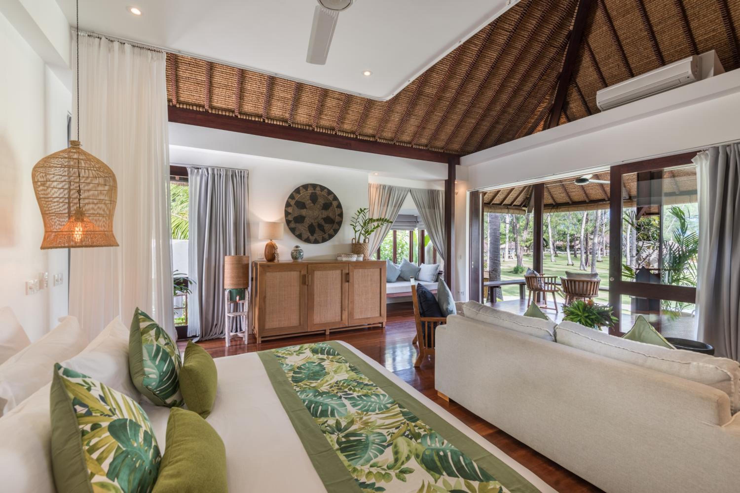 Ocean Private Pool Villa - Photo 1
