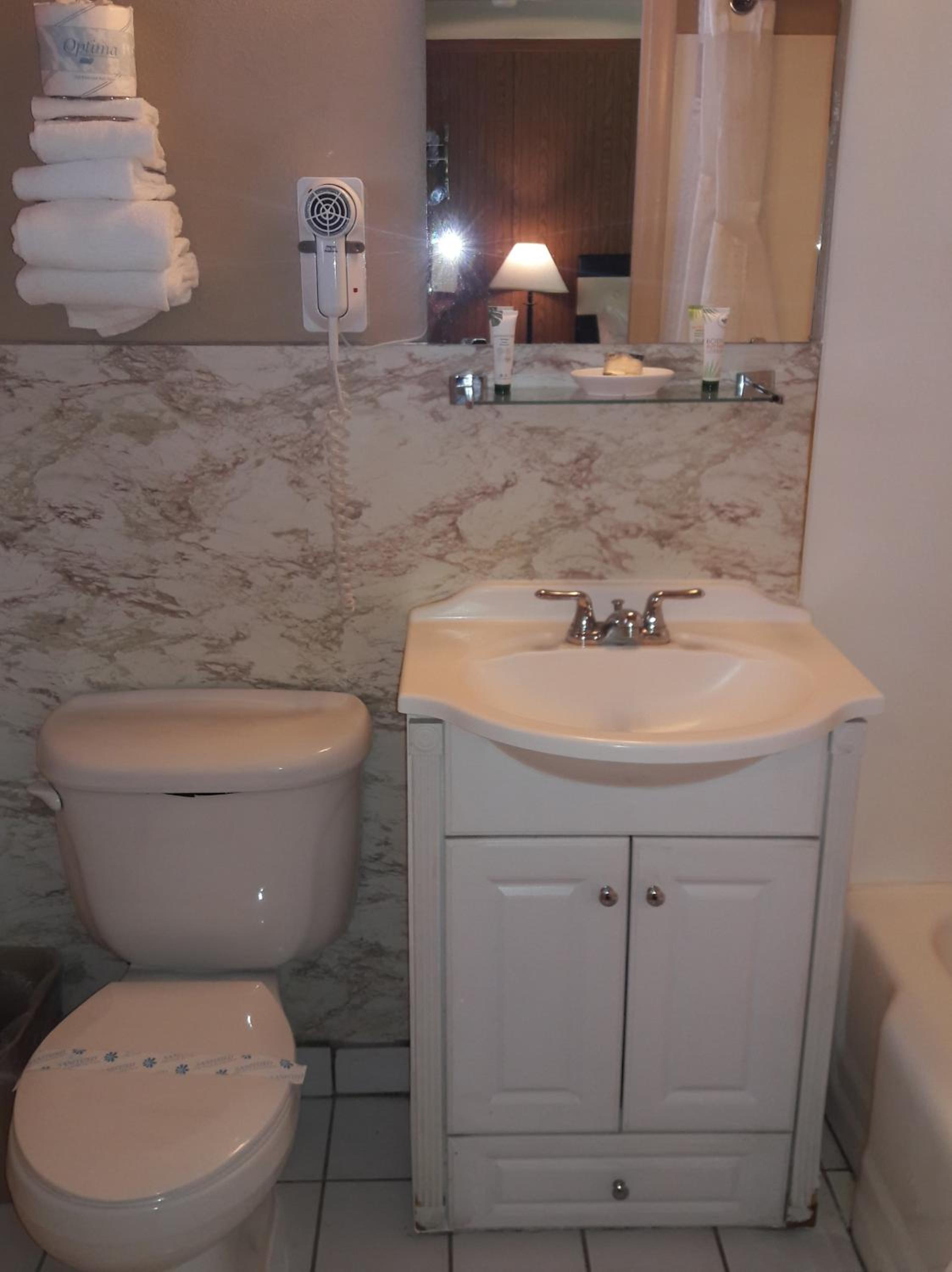 Queen Room - Photo 4