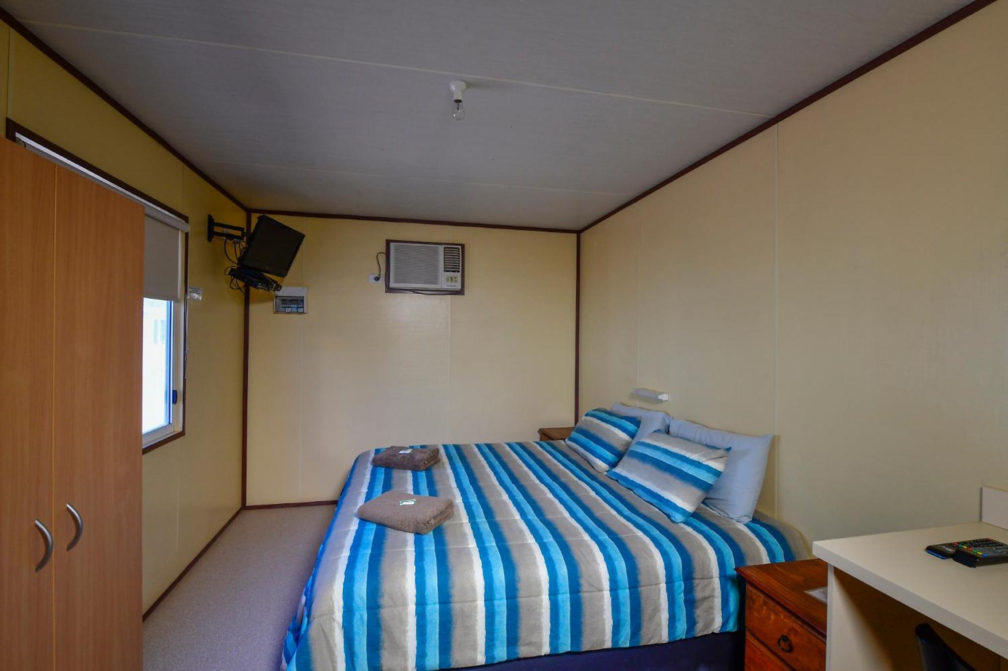 Deluxe Double Room with Shower photo 1