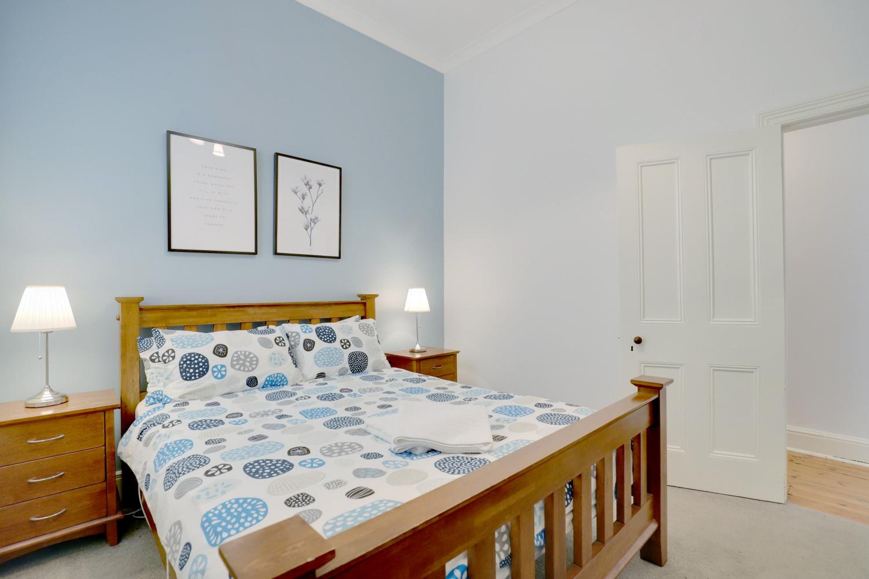 Maisonette photo 1