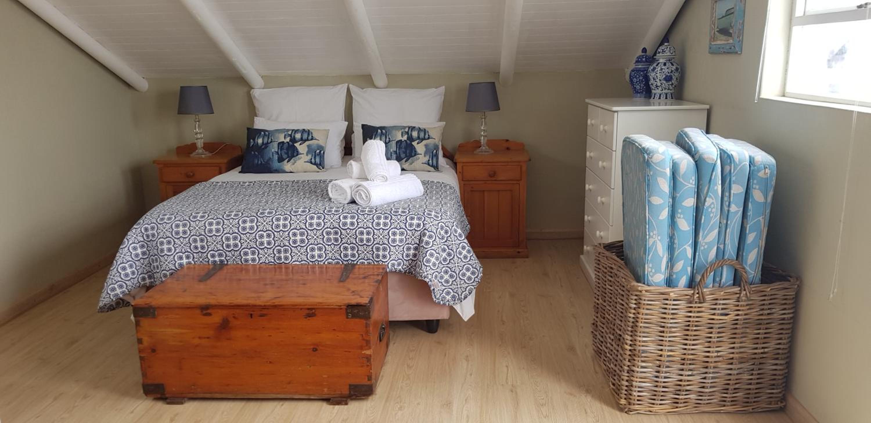 Three-Bedroom House photo 1