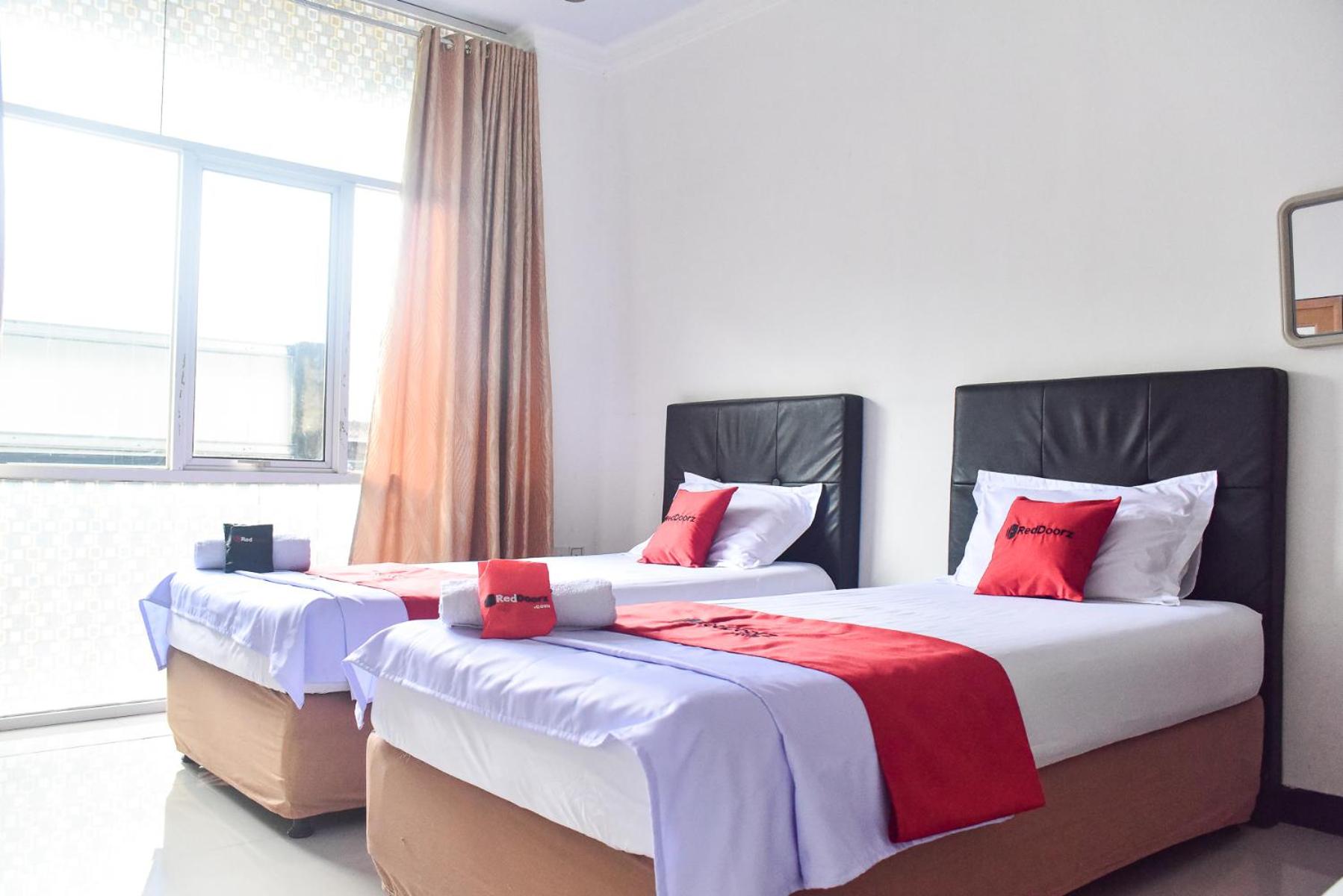 Twin Room - Photo 1