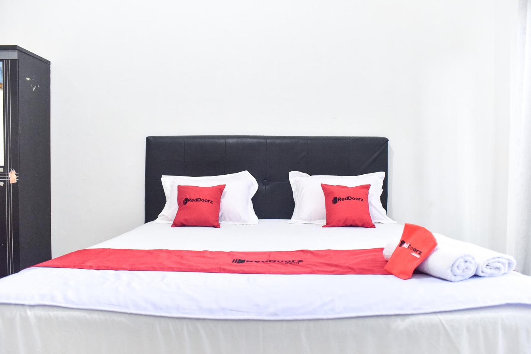 Double Room - Photo 9