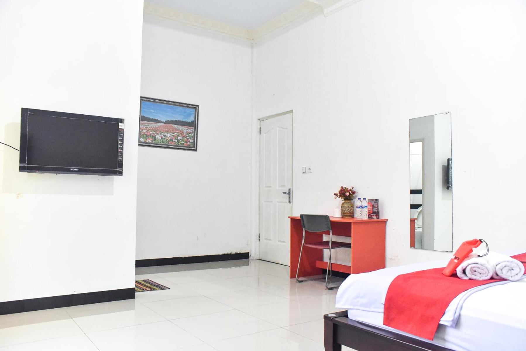 Twin Room - Photo 6