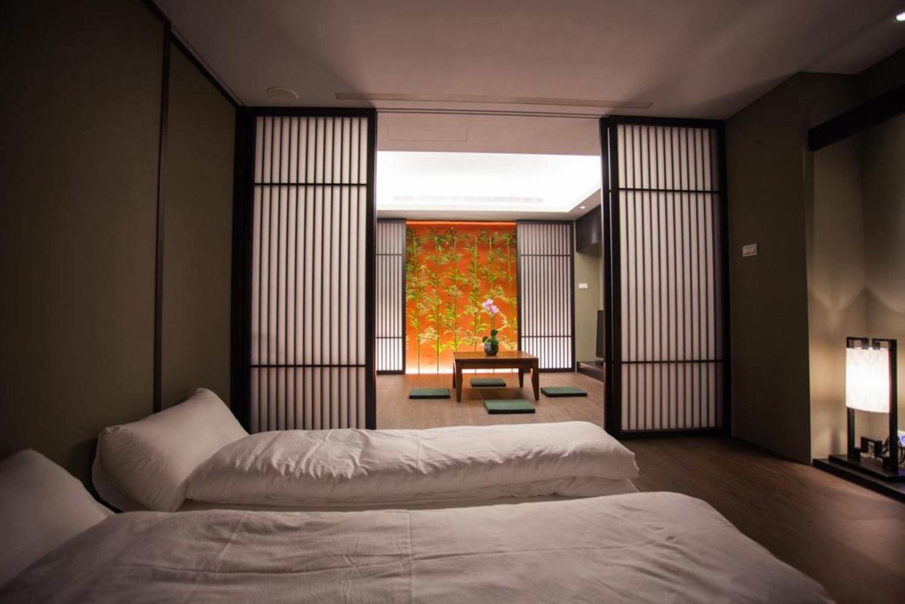 Japanese-Style Triple Room with Bath - 4F photo 1