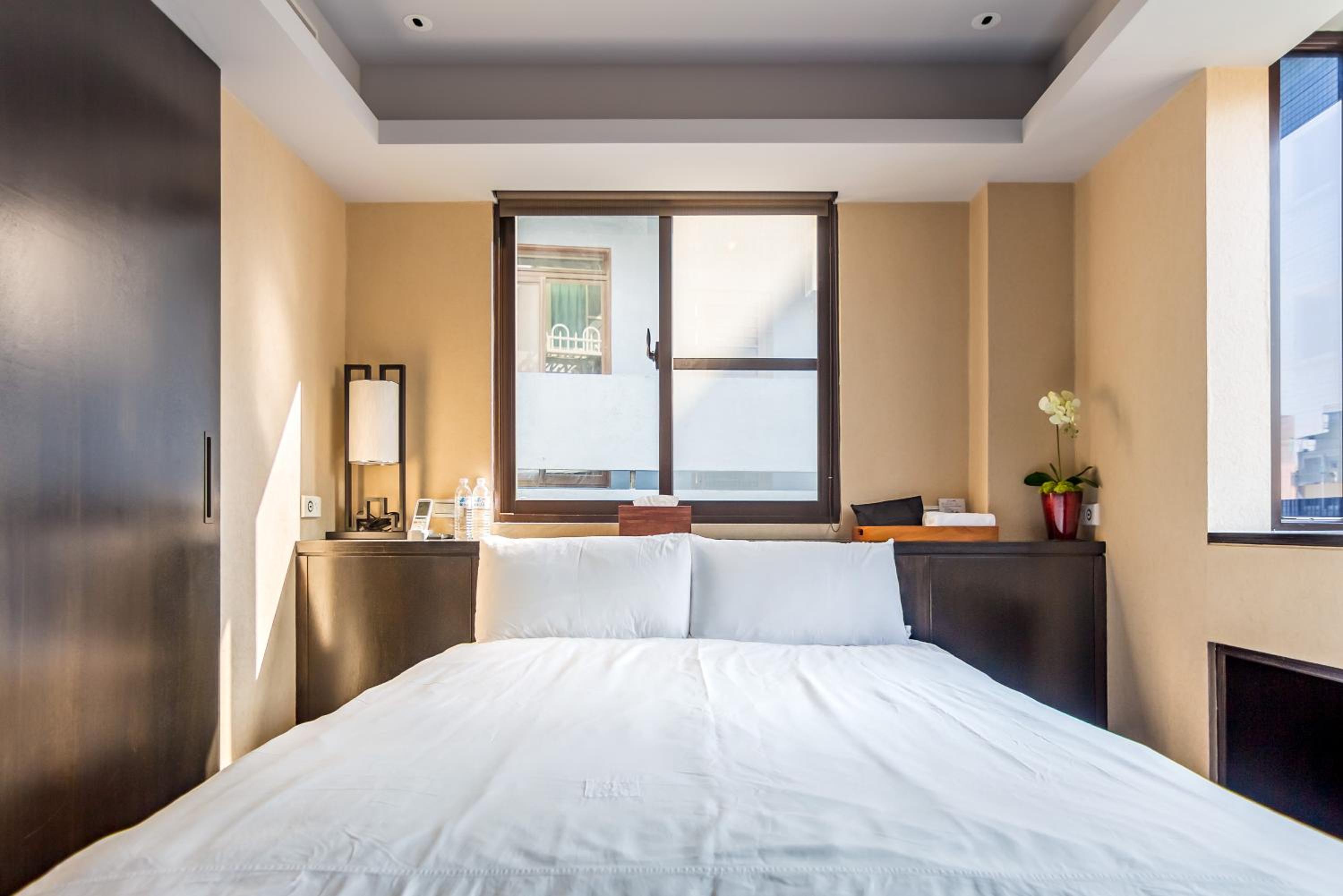 Double Room with Private Bathroom - 4F photo 1
