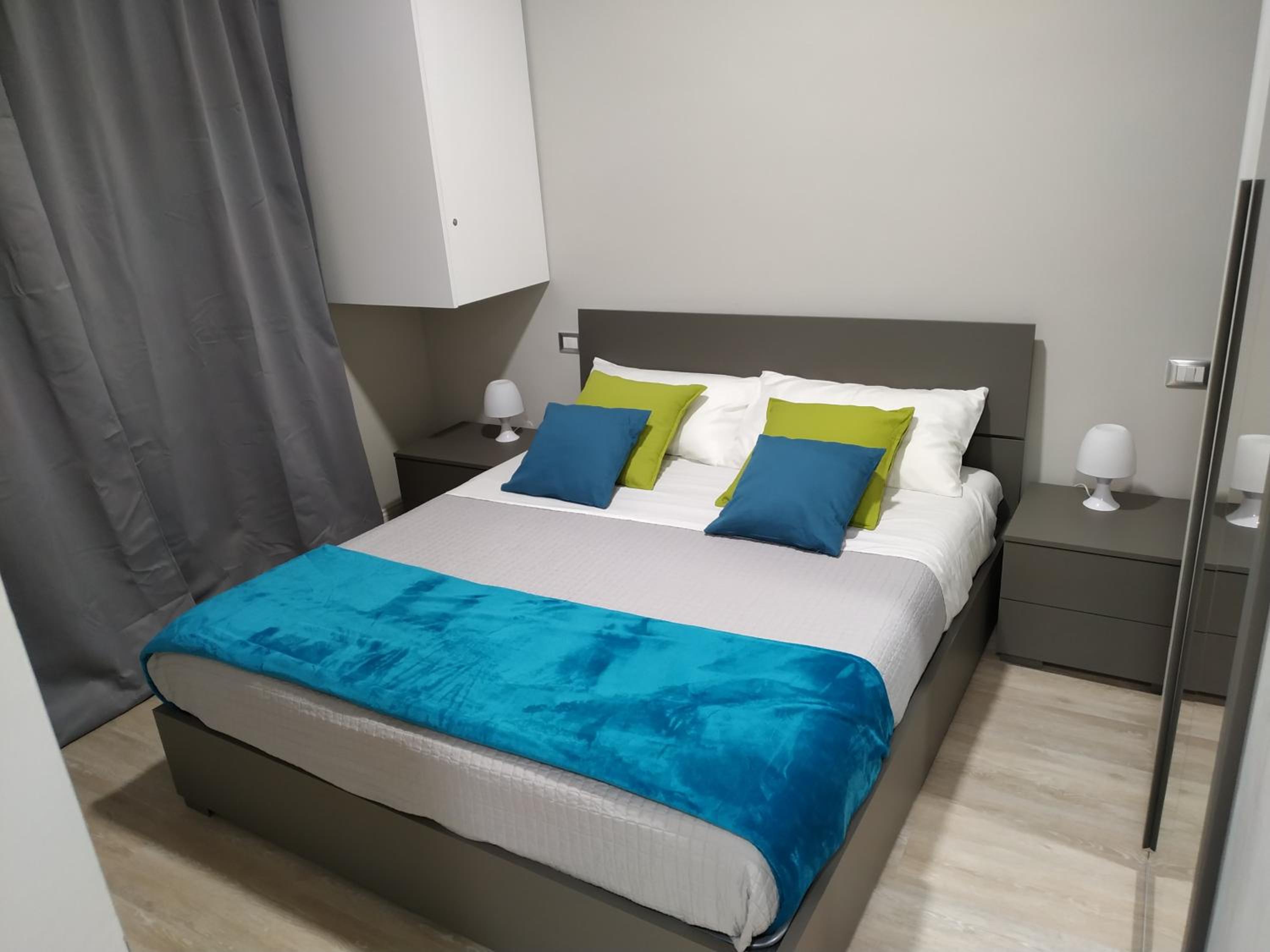 Single Room with Private Bathroom