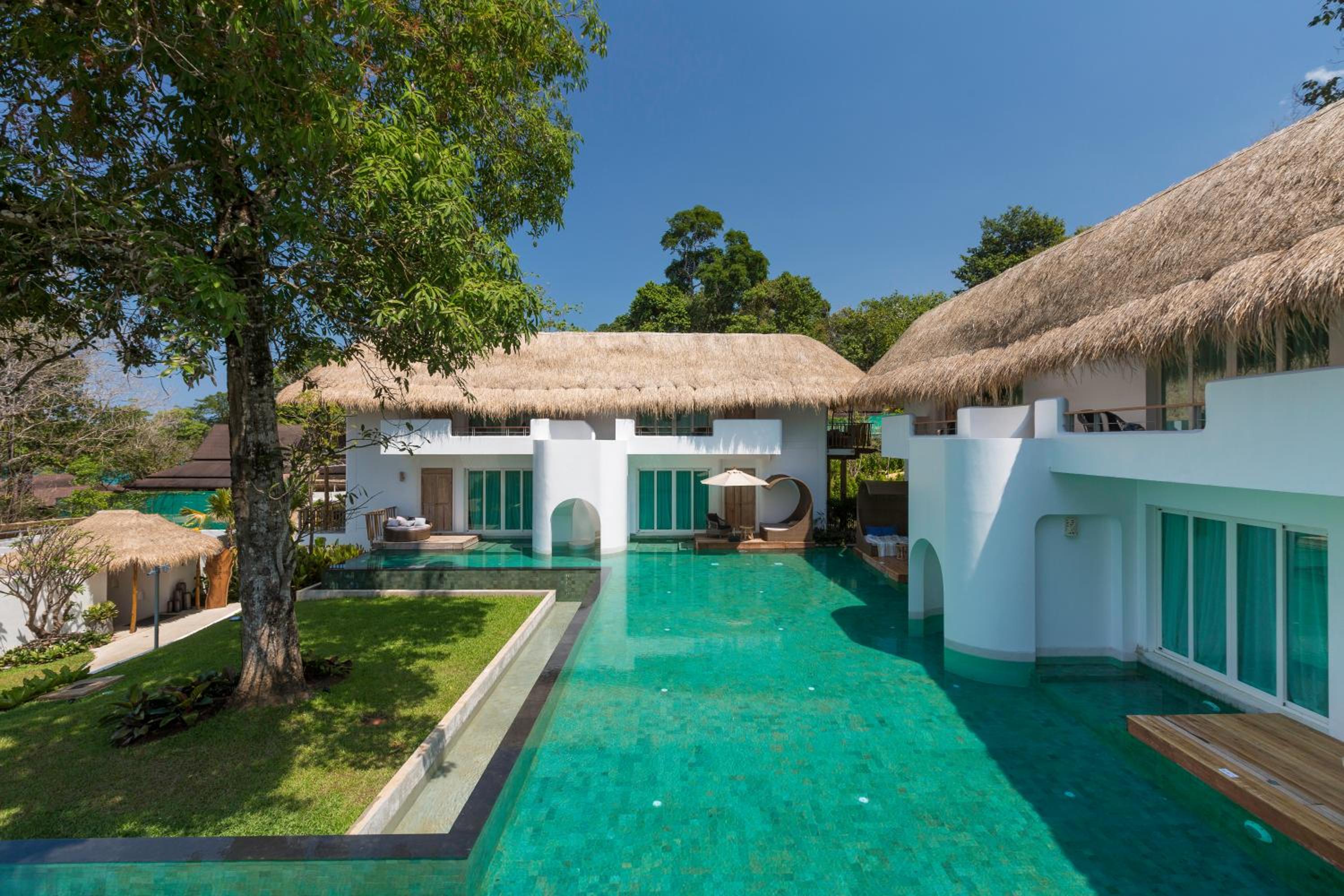 Suite with pool access - Photo 13