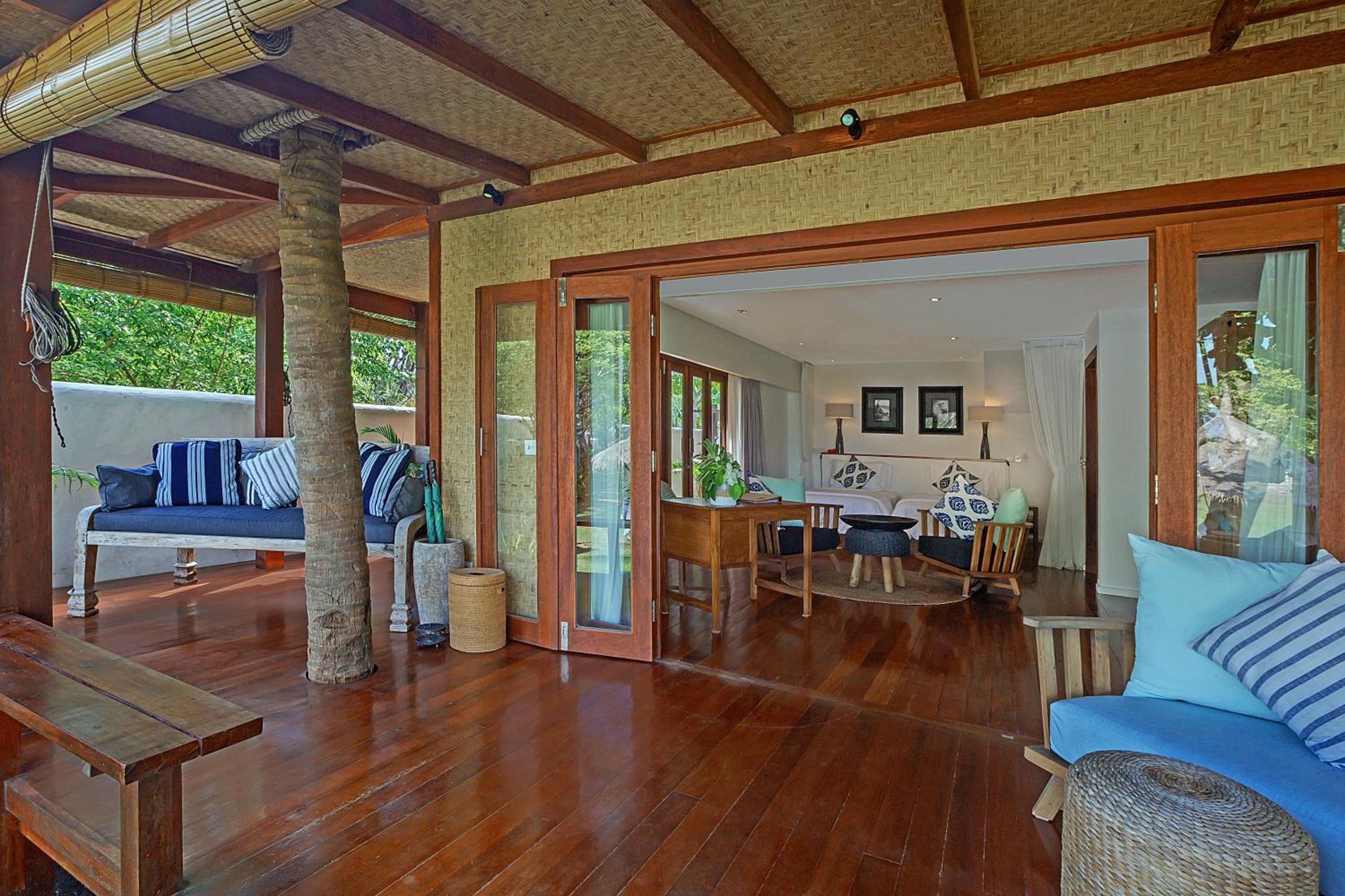 Two-Bedroom Oceanside Villa - Photo 15