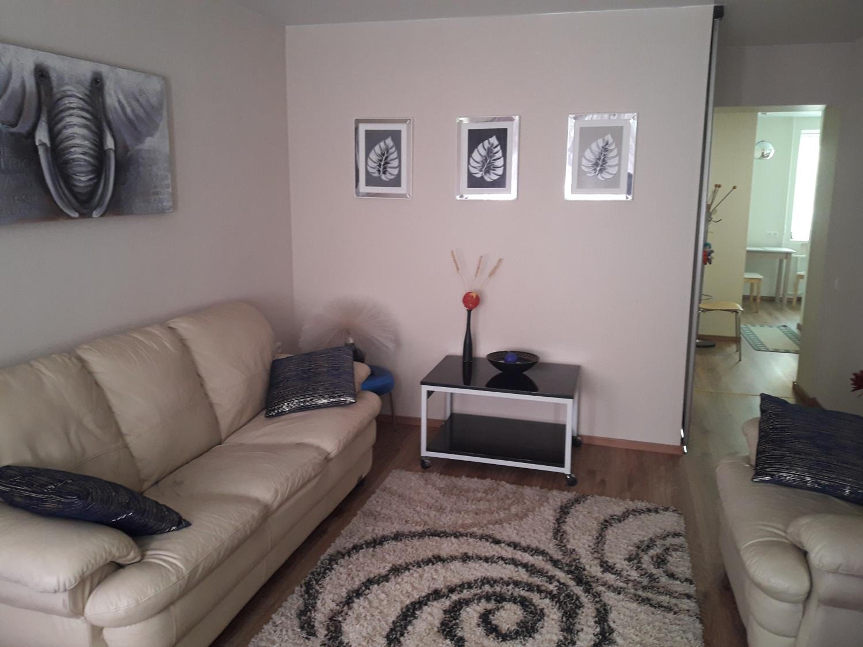 One-Bedroom Apartment - Photo 7