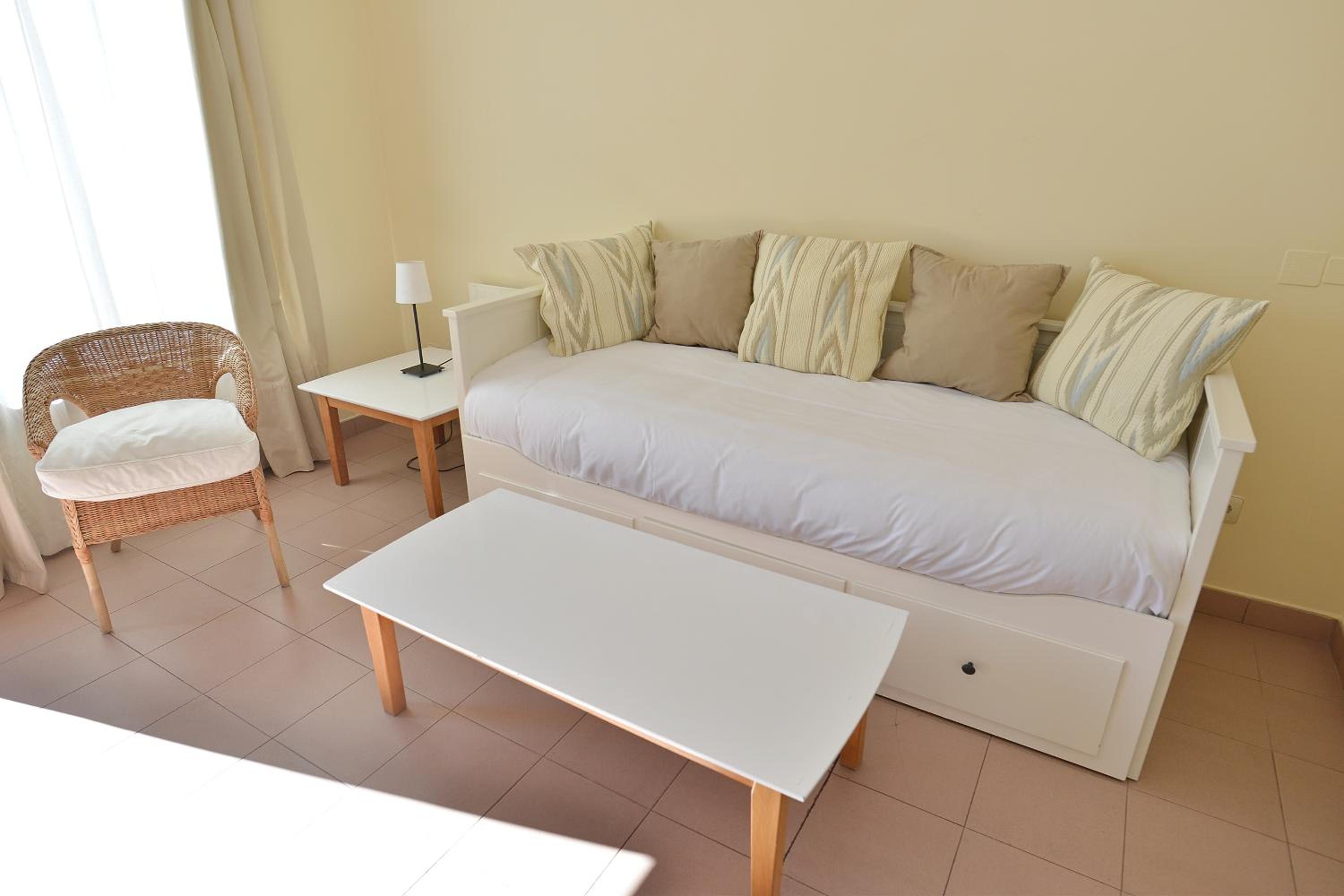 Apartment with Terrace photo 2