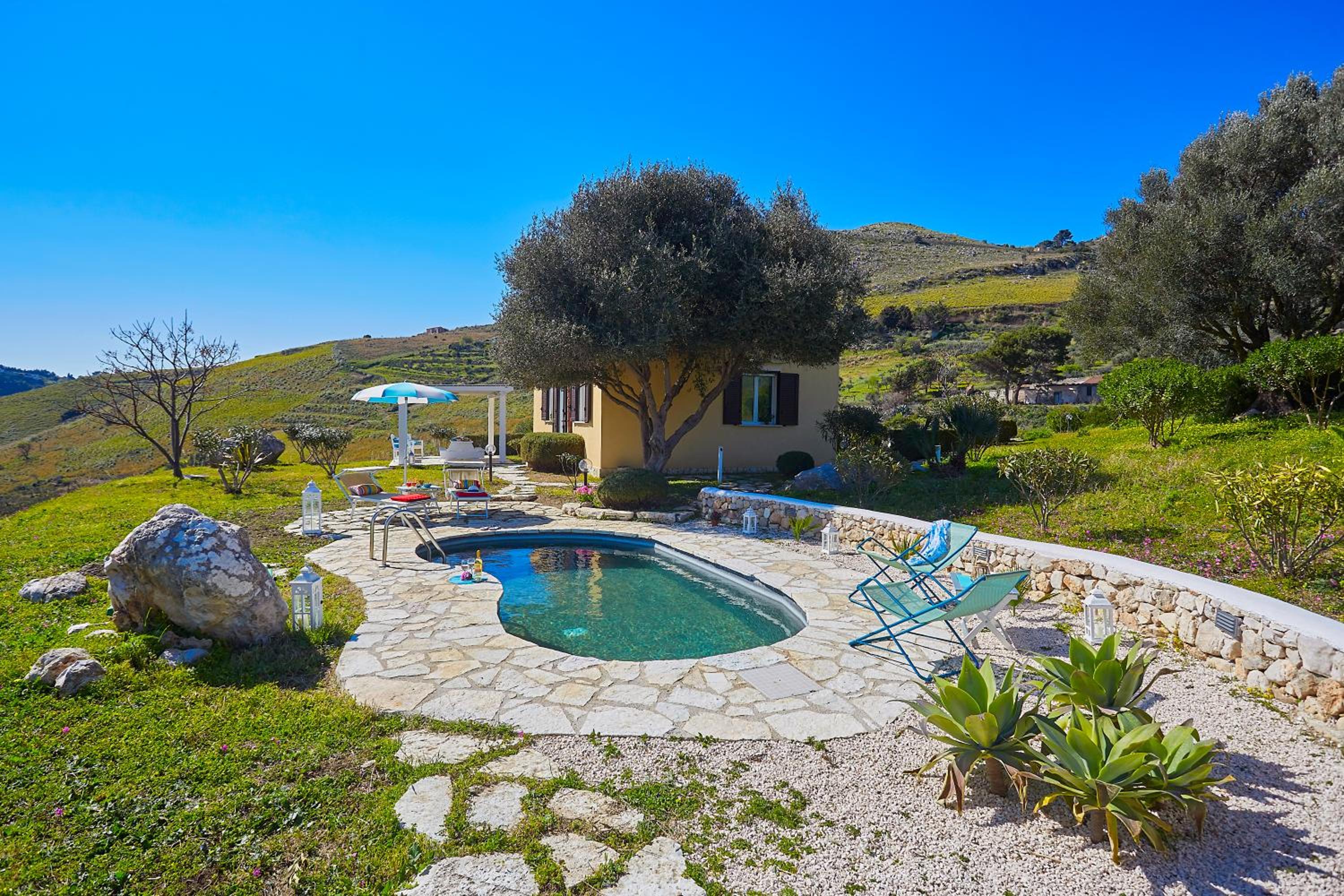 Villa with Private Pool photo 3