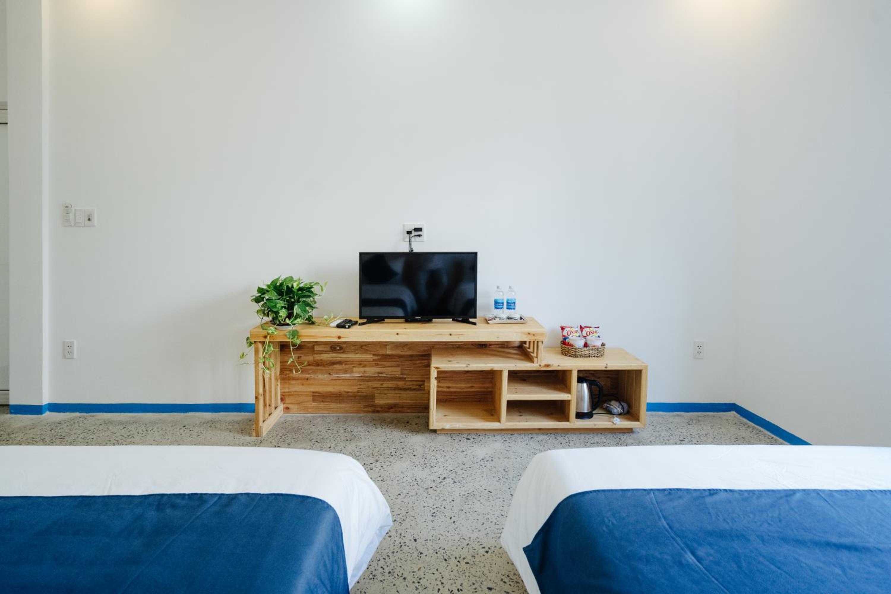 Twin Room with Garden View - Photo 12