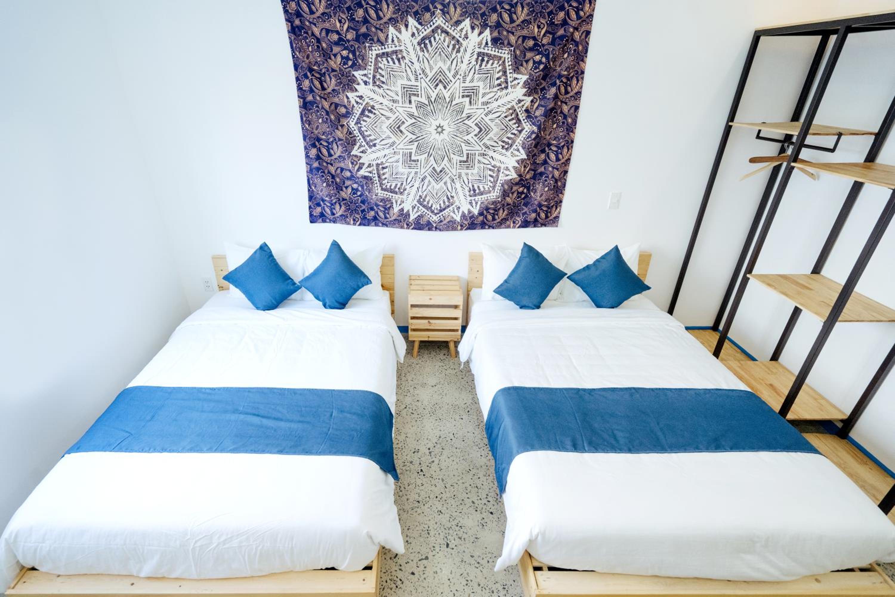 Twin Room with Garden View - Photo 11