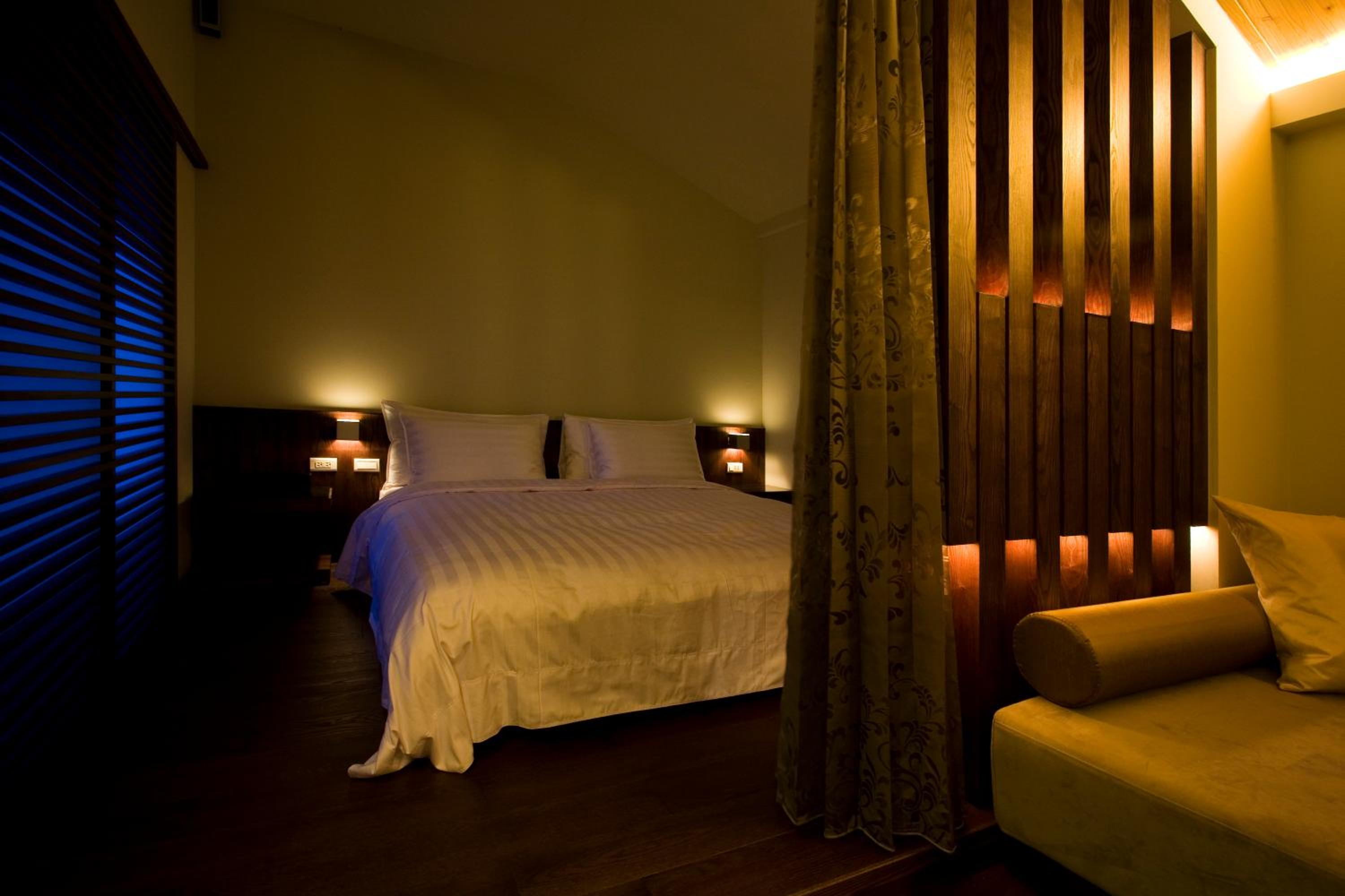 King Room with Lake View photo 3
