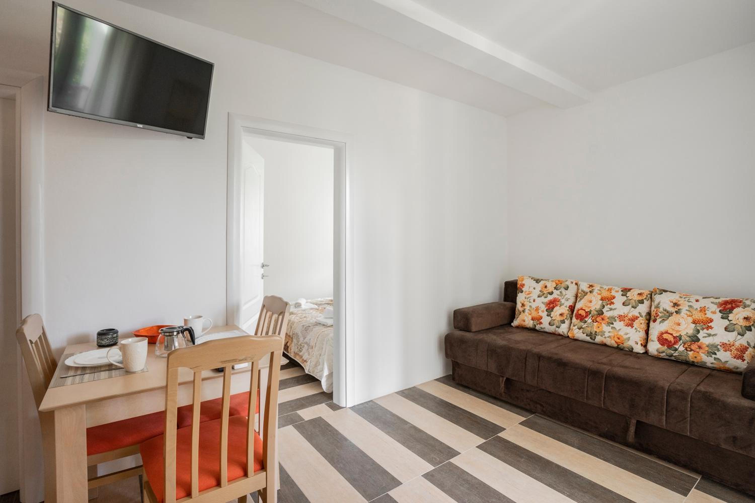 One-Bedroom Suite