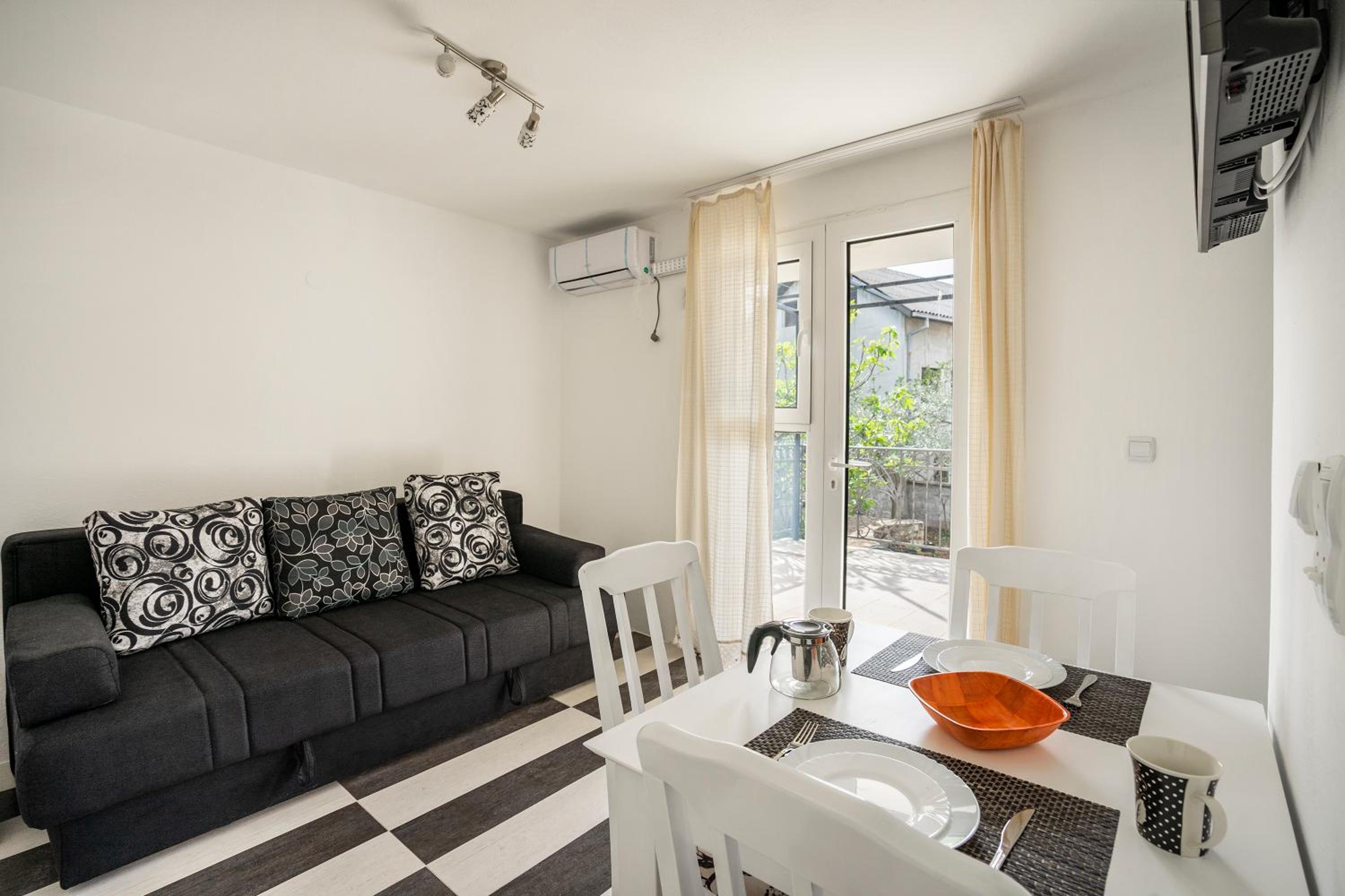 One-Bedroom Suite