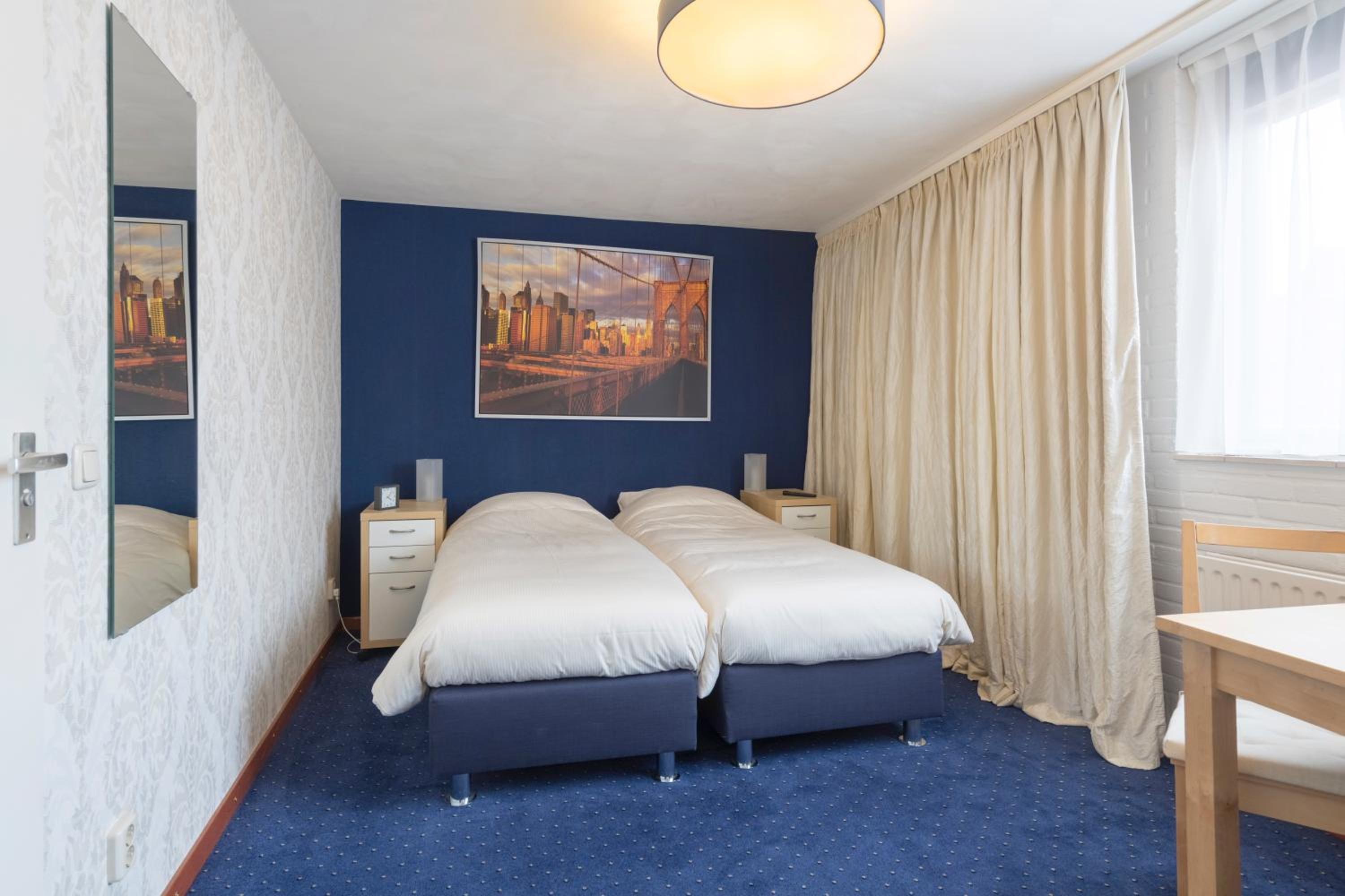 Standard Twin Room photo 3