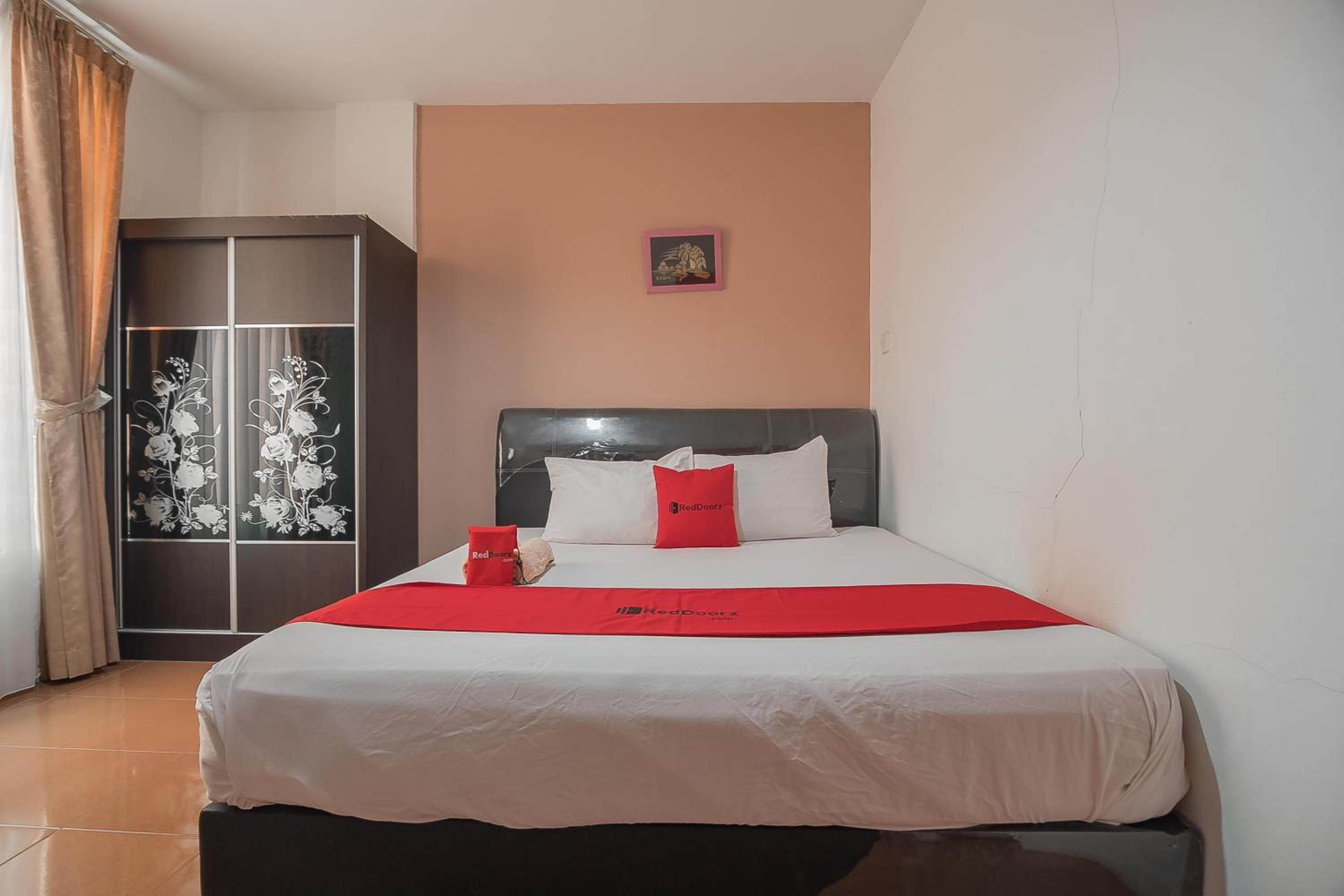 Double Room - Photo 9