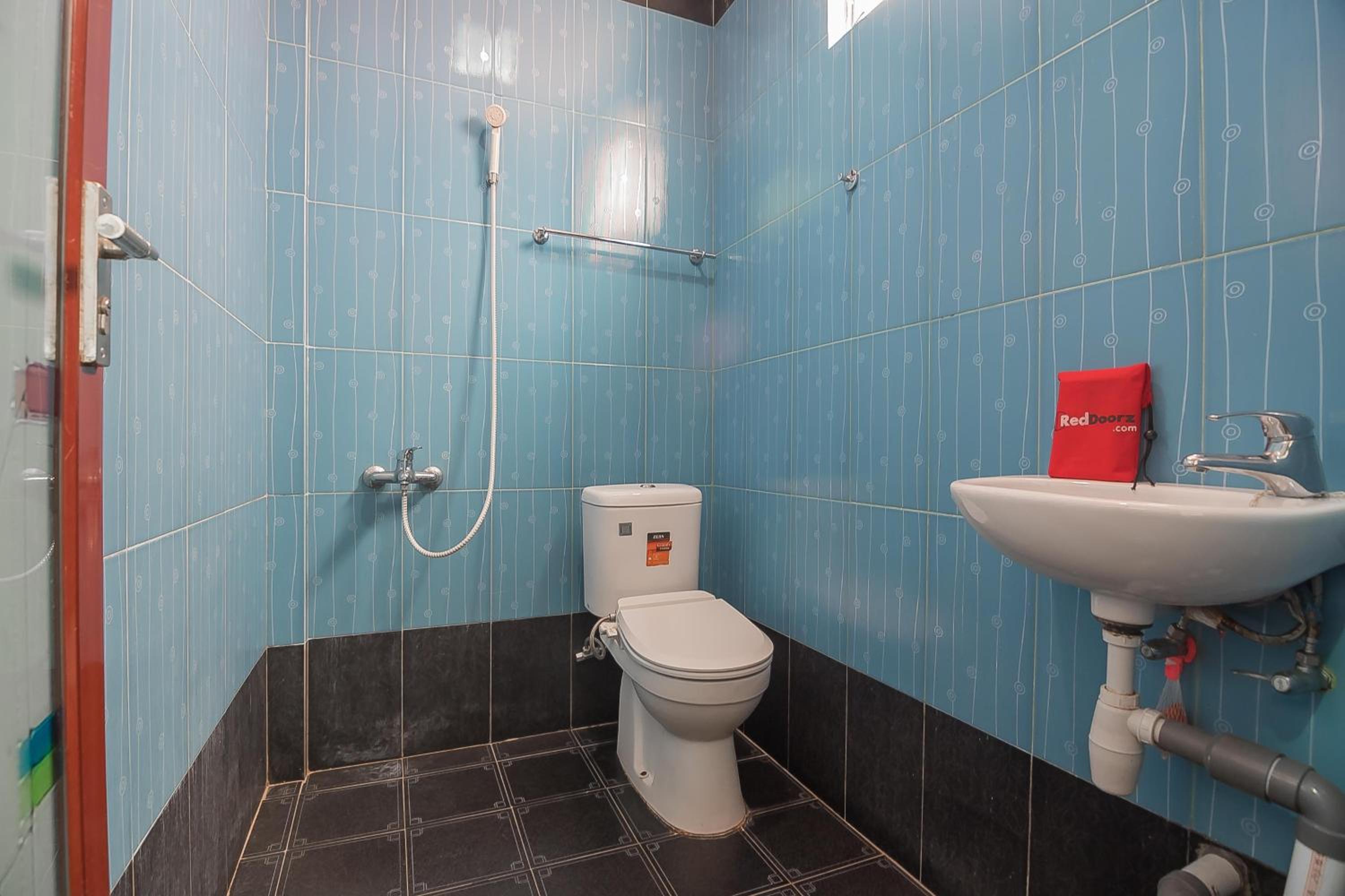 Double Room - Photo 6