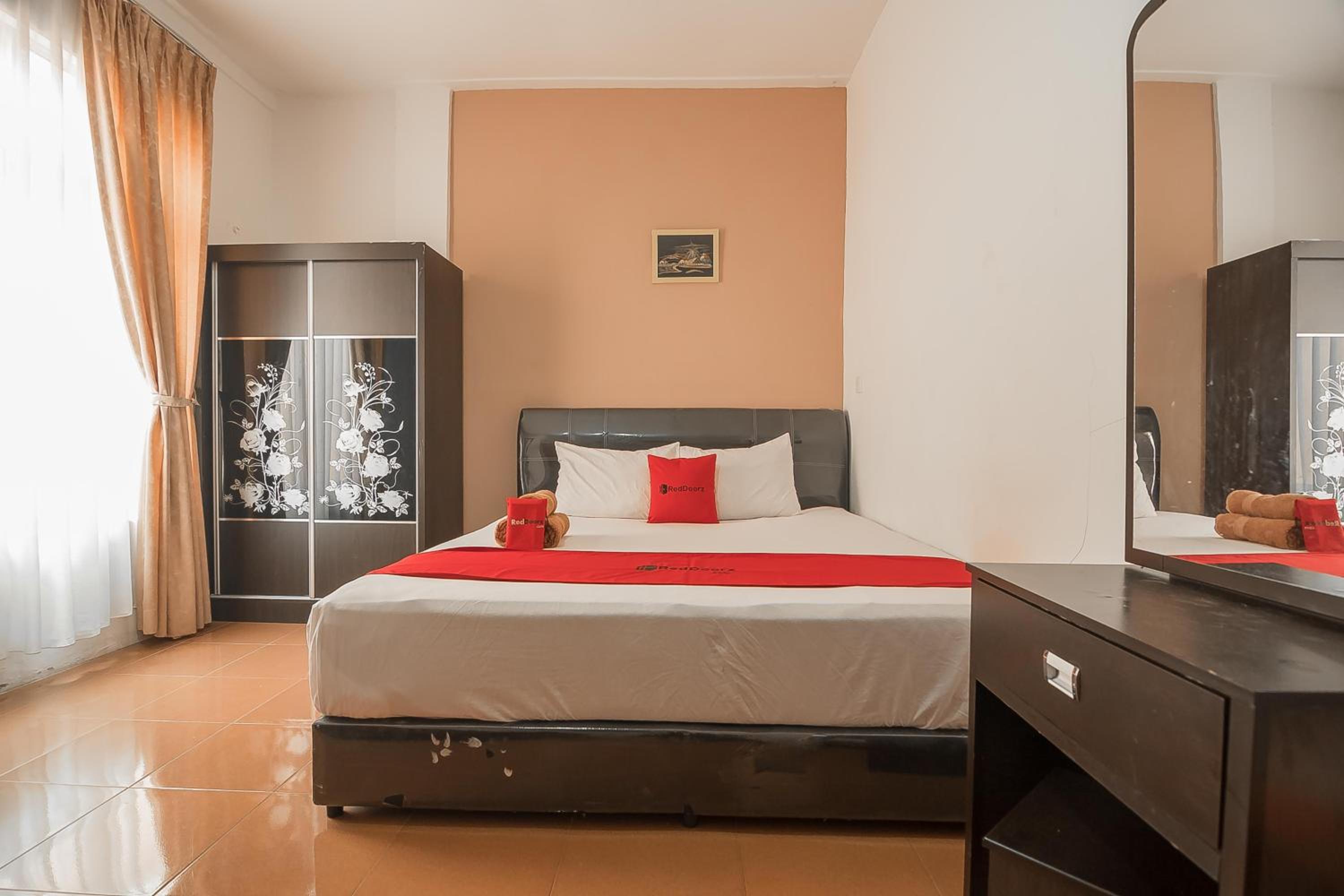 Double Room - Photo 10