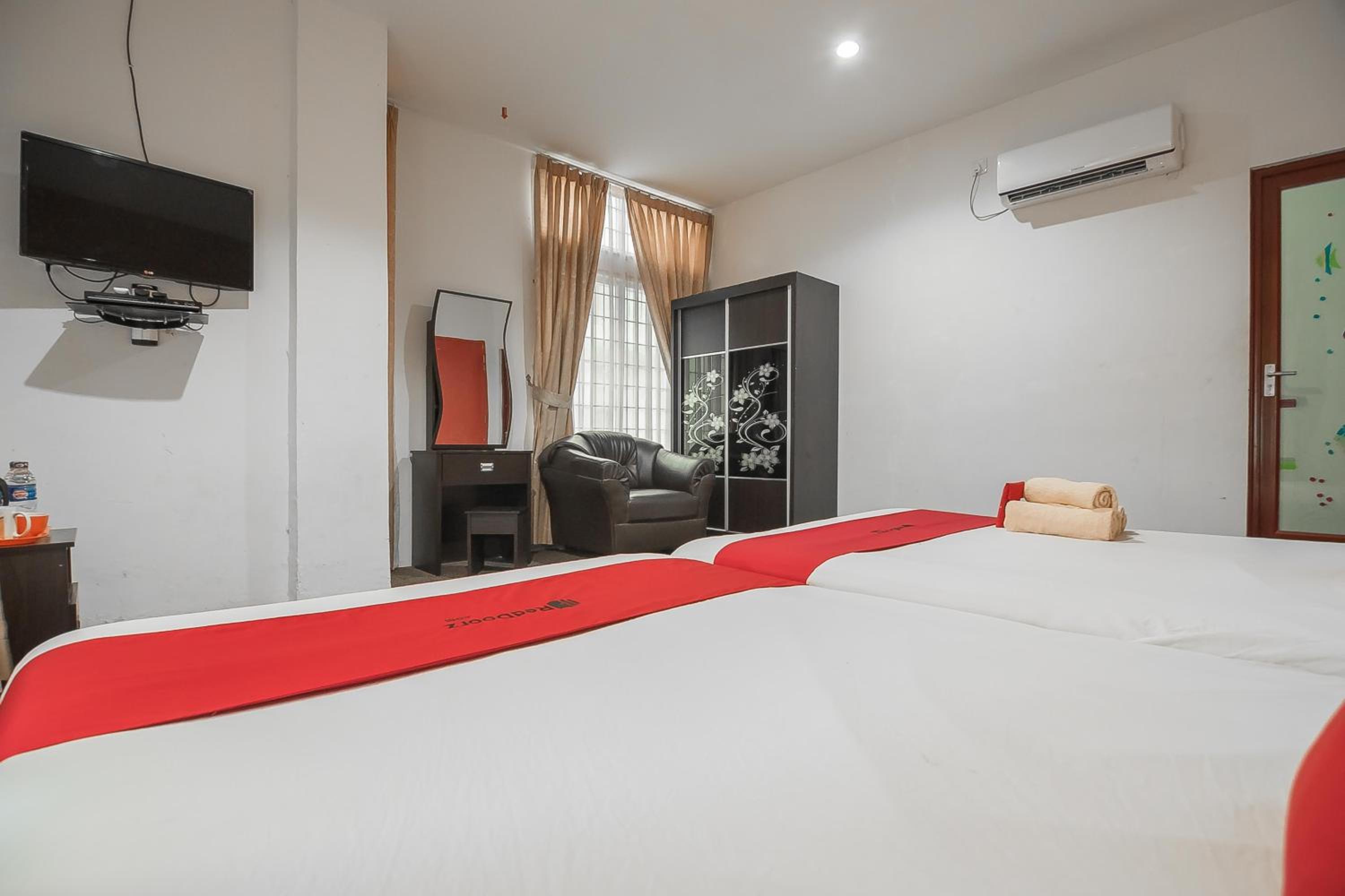Suite - Photo 2