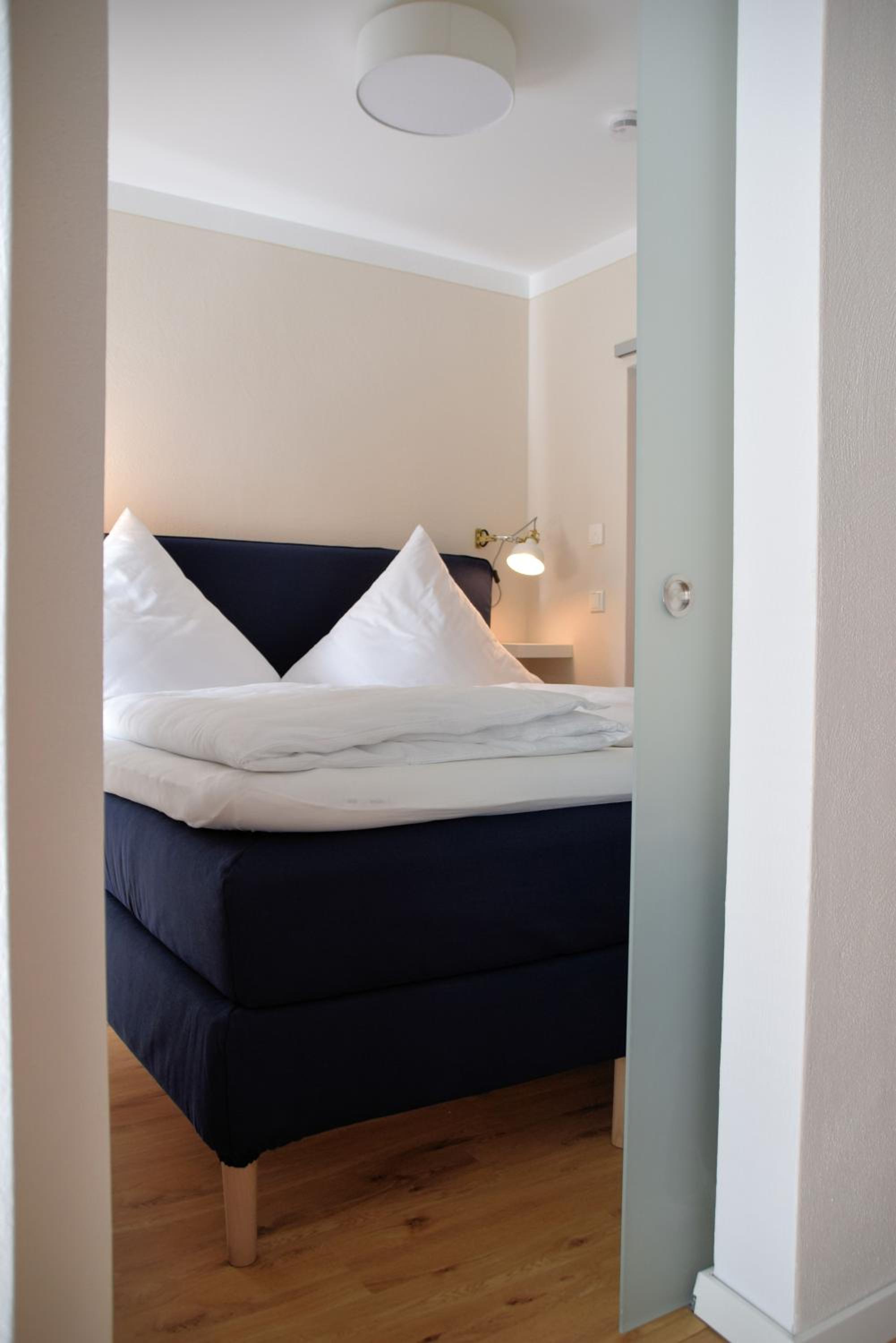One-Bedroom Apartment with Garden photo 1