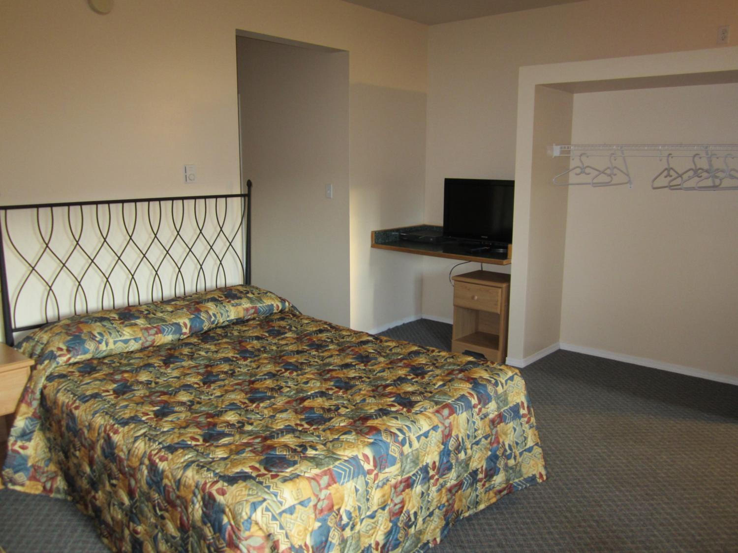Queen Room