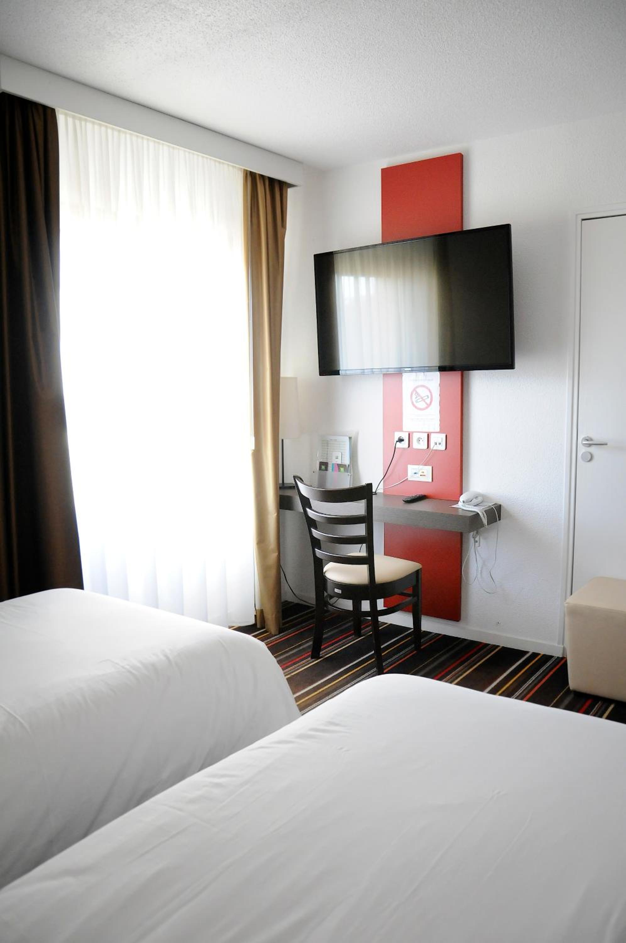 Standard Twin Room photo 1