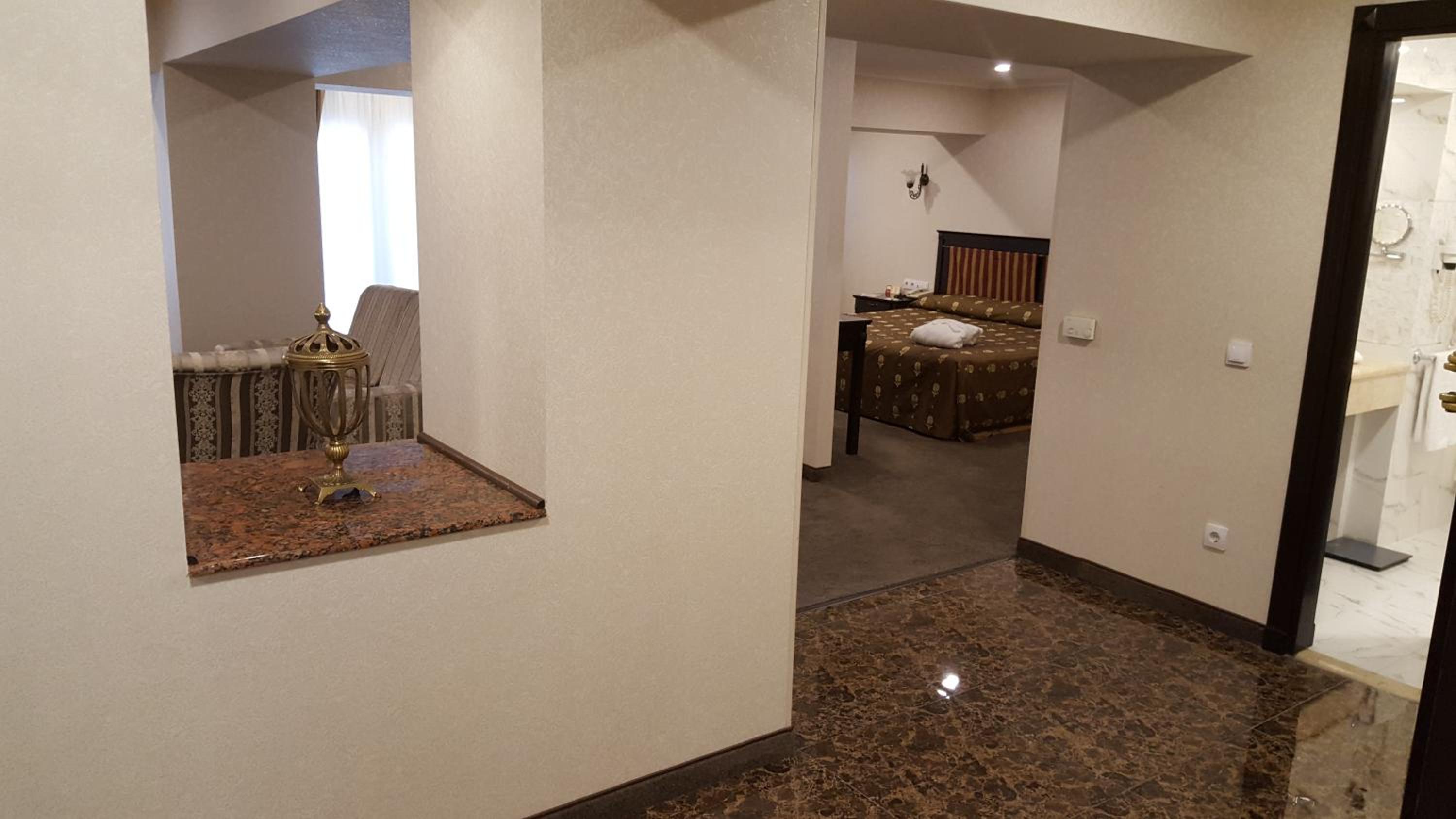 Grand Suite - Photo 8