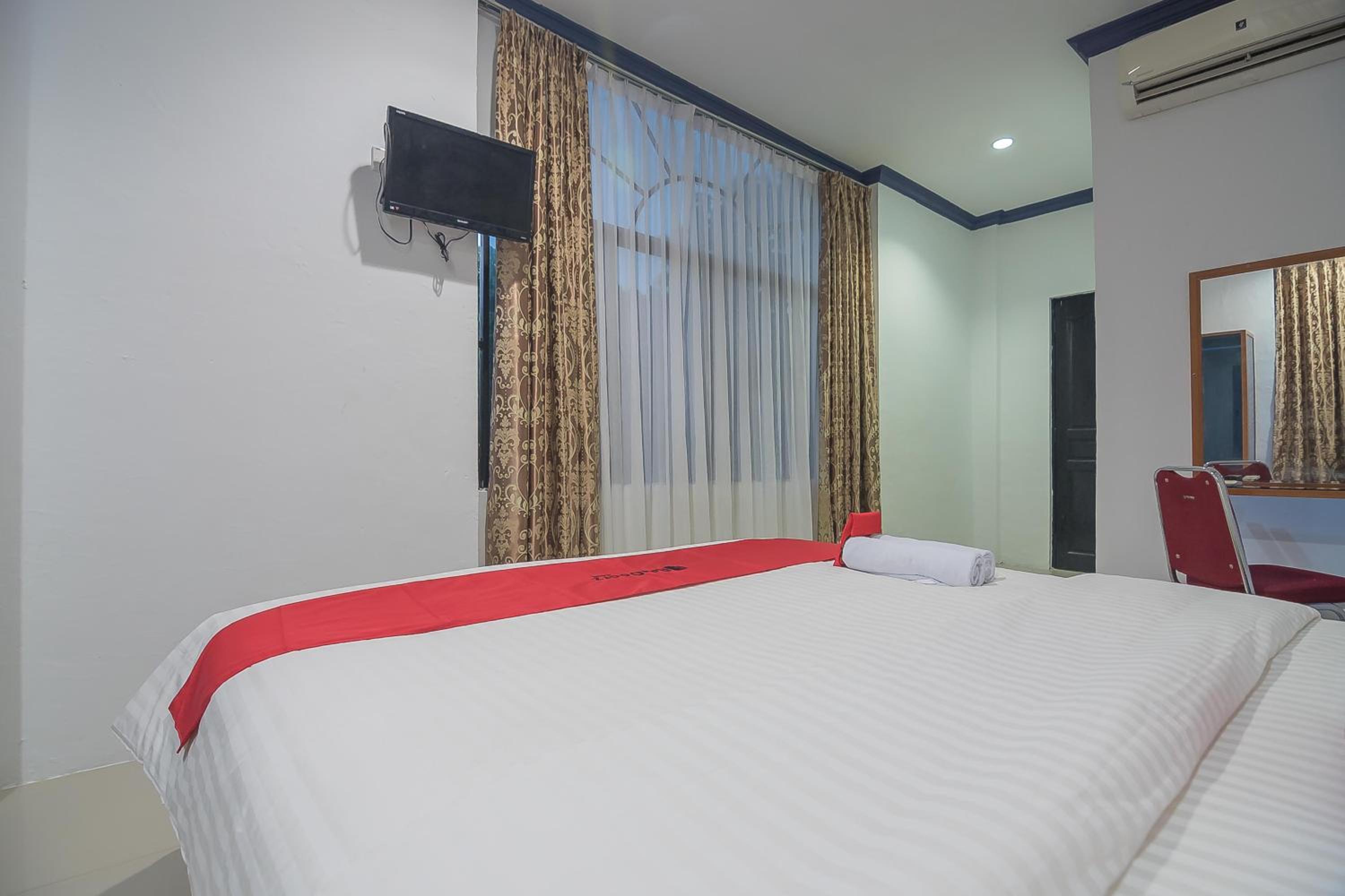 Double Room - Photo 7