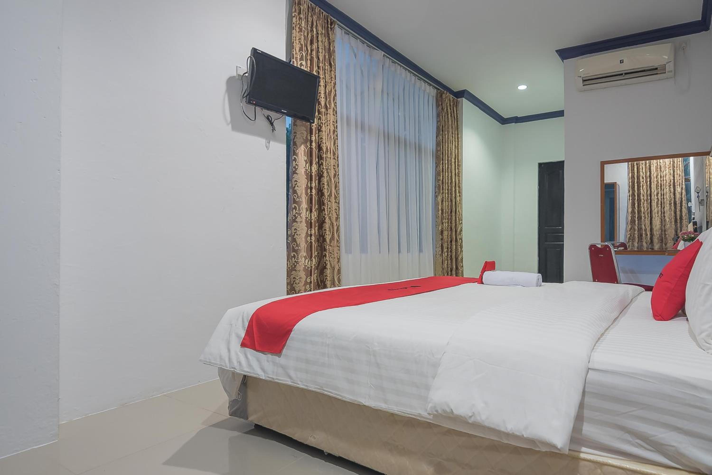 Double Room - Photo 10
