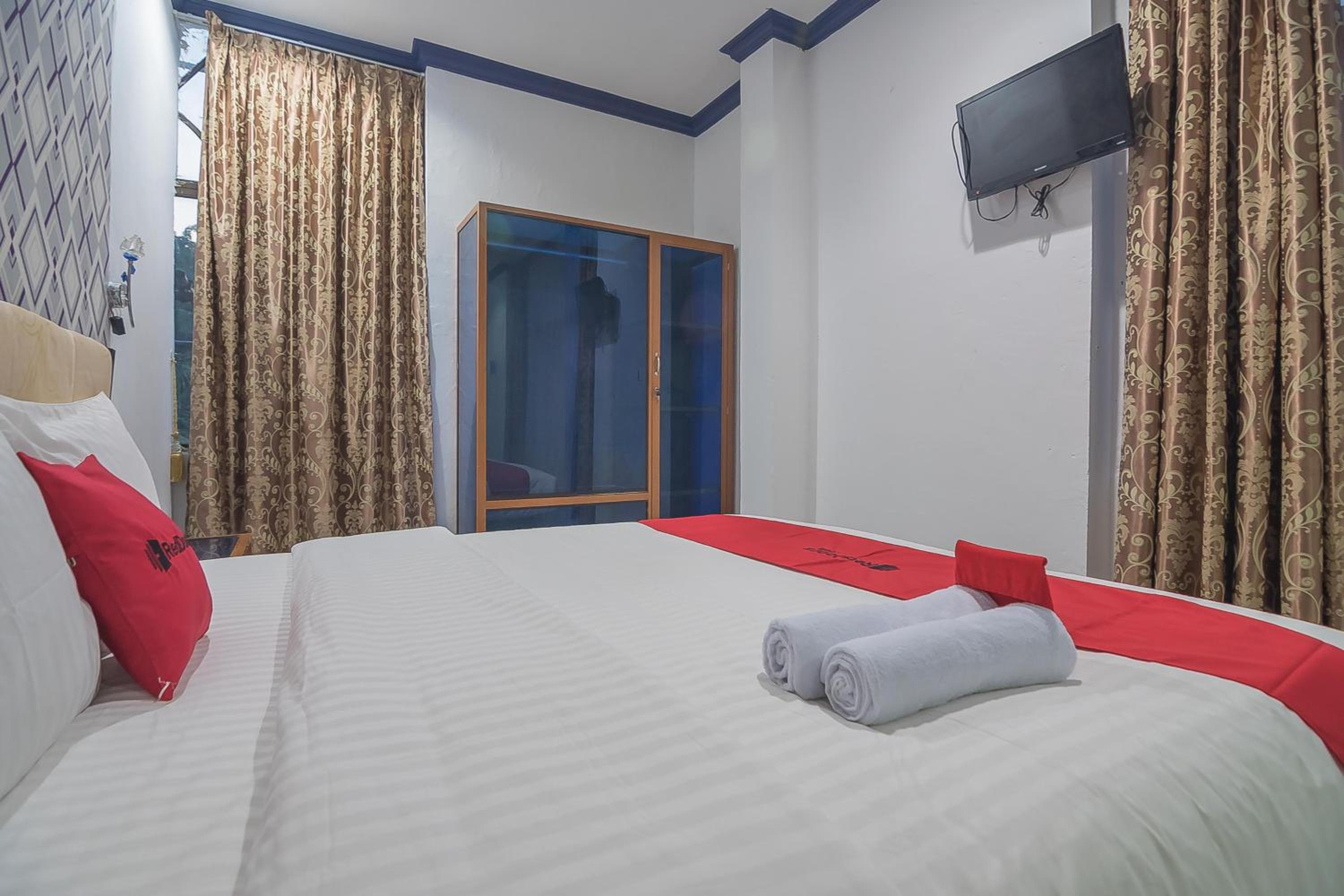 Double Room - Photo 14