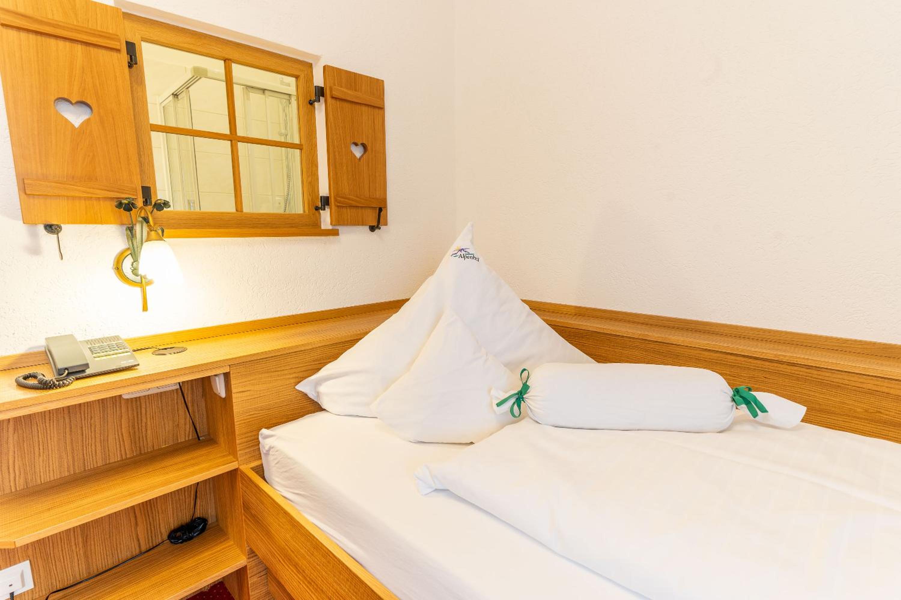 Single Room photo 1