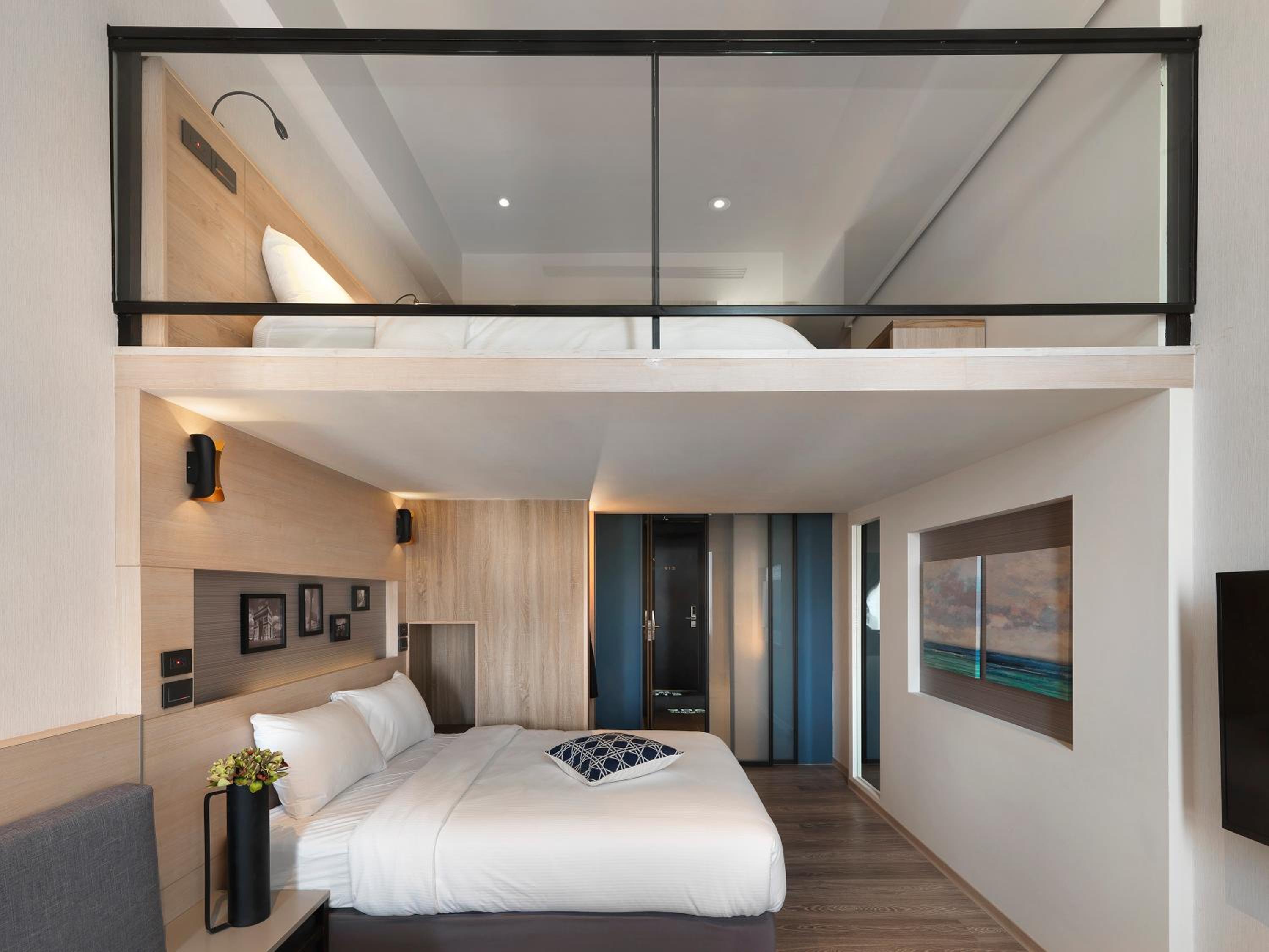 Duplex Quadruple Room