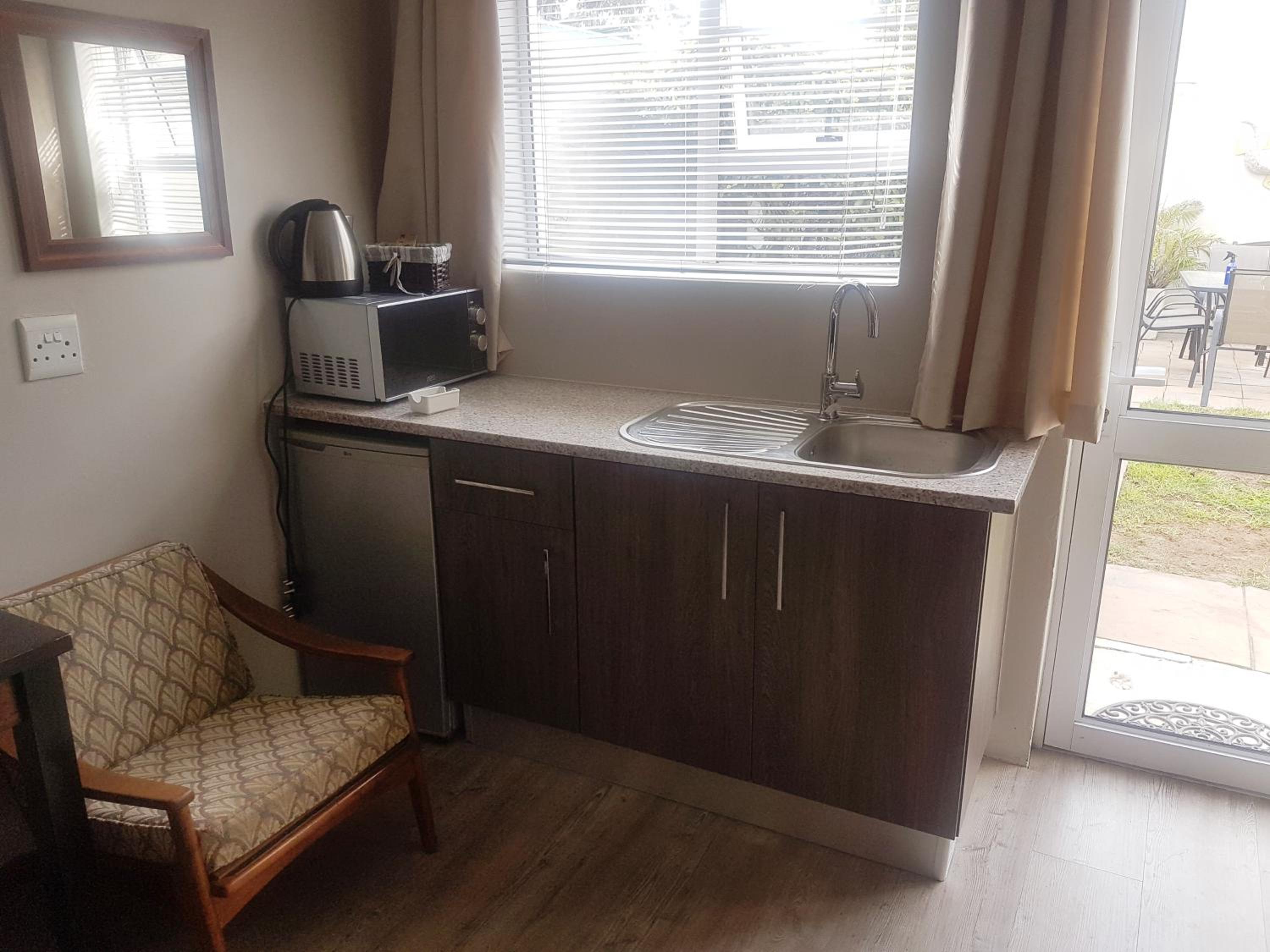 Deluxe Double or Twin Room - Photo 5