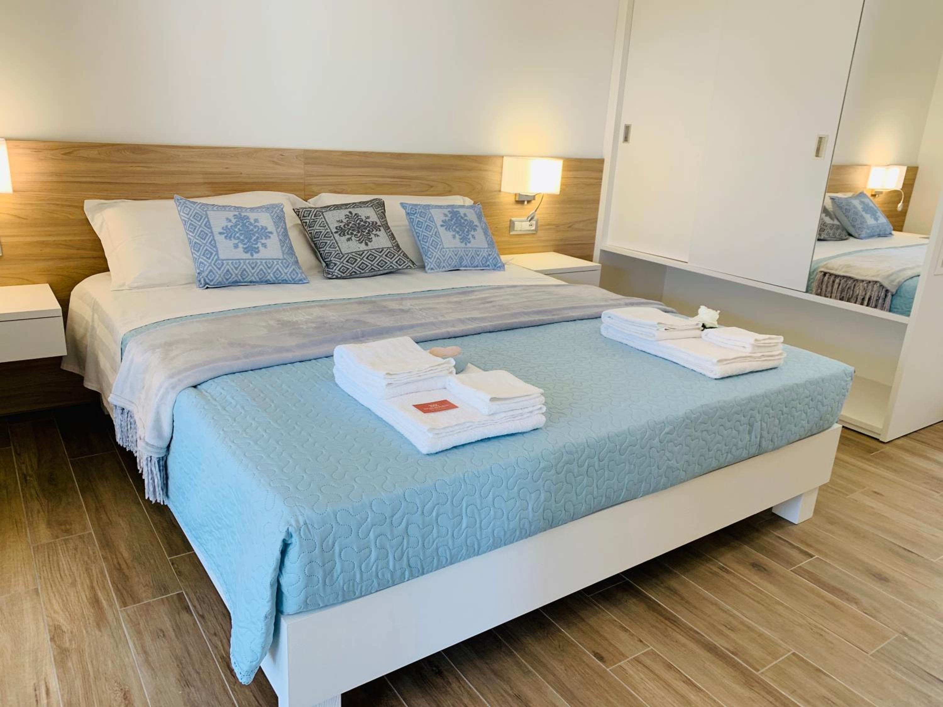 Double Room - Photo 1