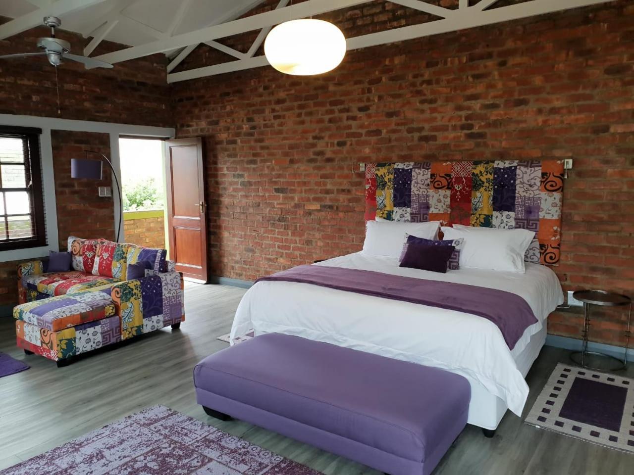 King Suite - Photo 2