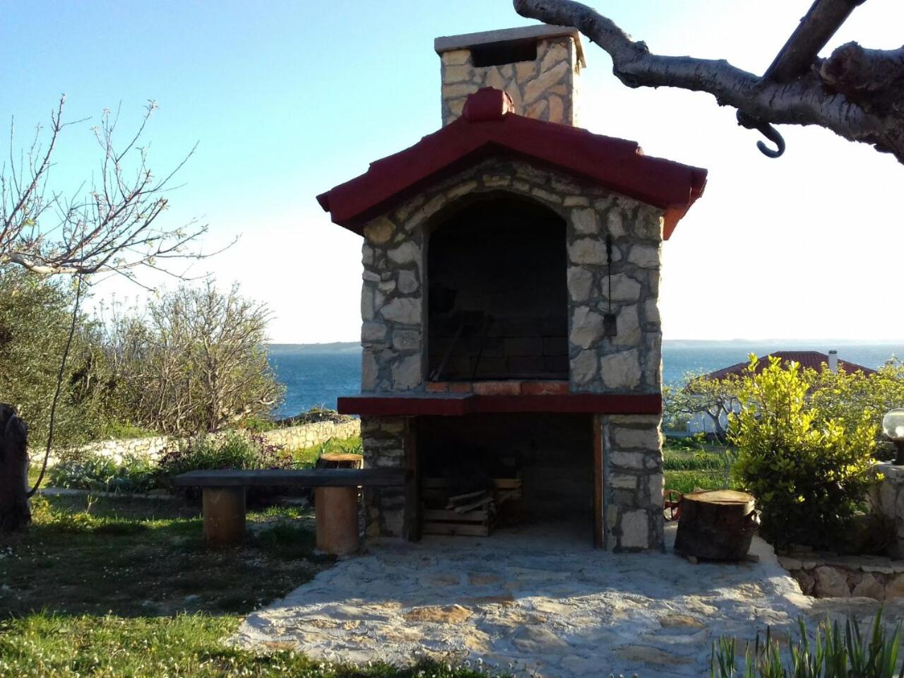 Traditional Two Bedroom Apartment with Sea View photo 2